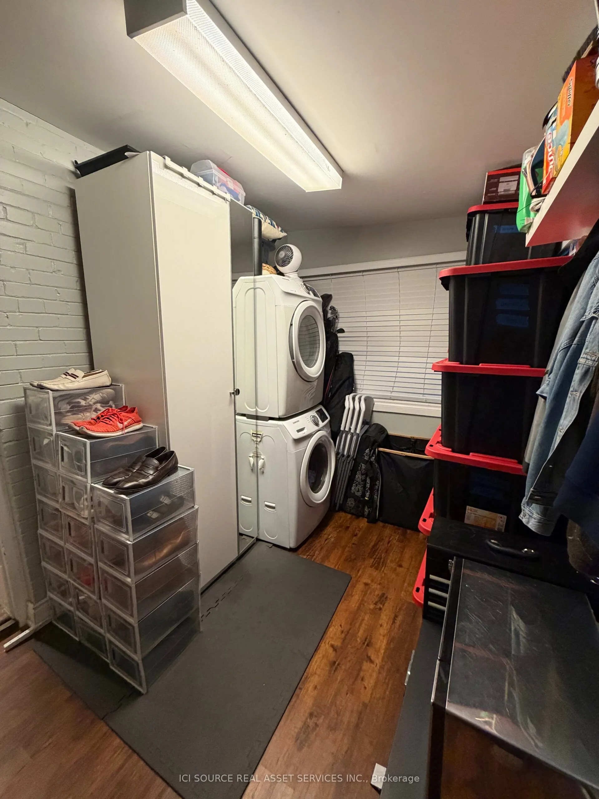 399 Roncesvalles Avenue #1 (2nd Floor)
