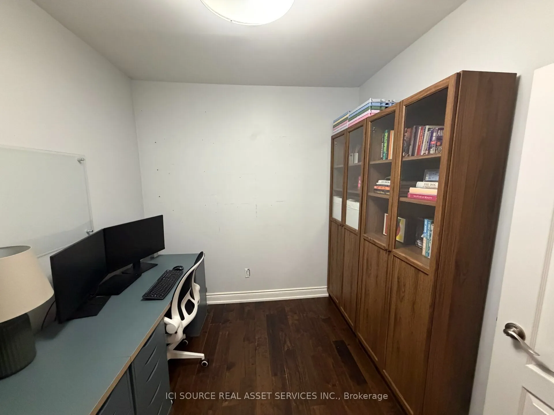 399 Roncesvalles Avenue #1 (2nd Floor)