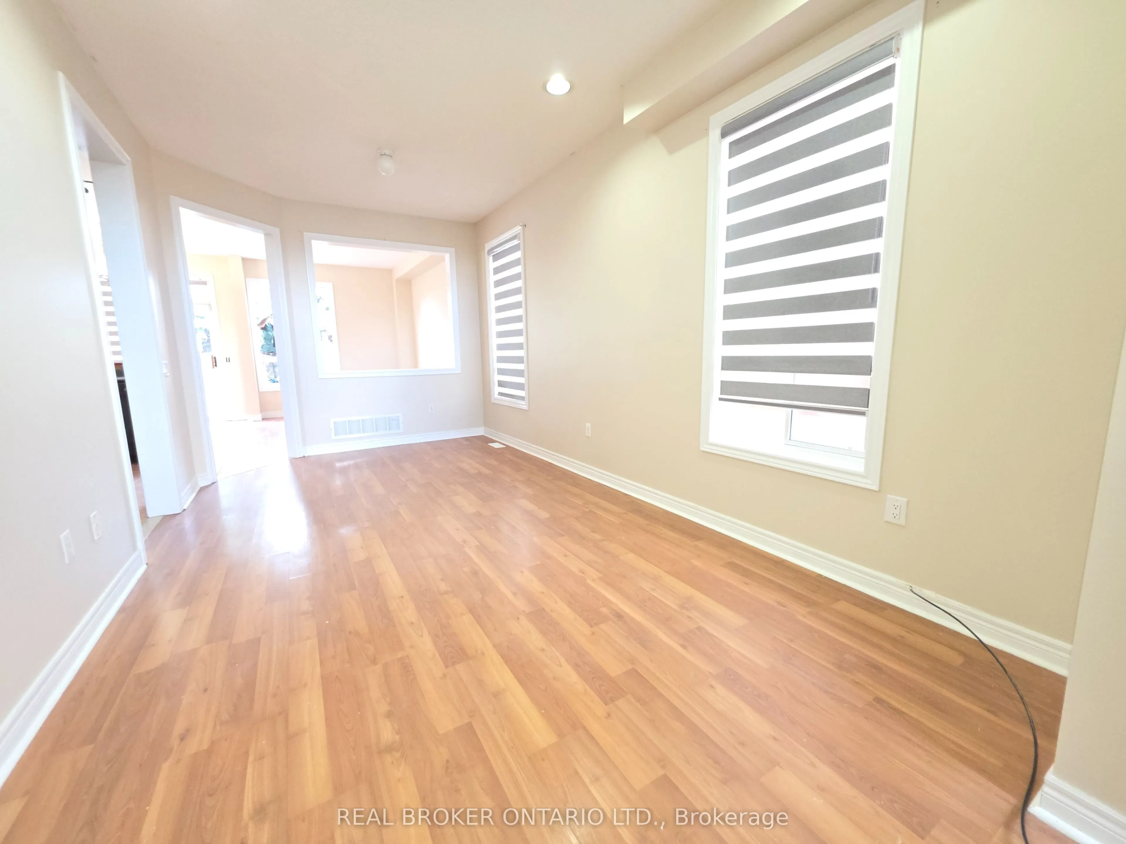 922 Ledbury Crescent