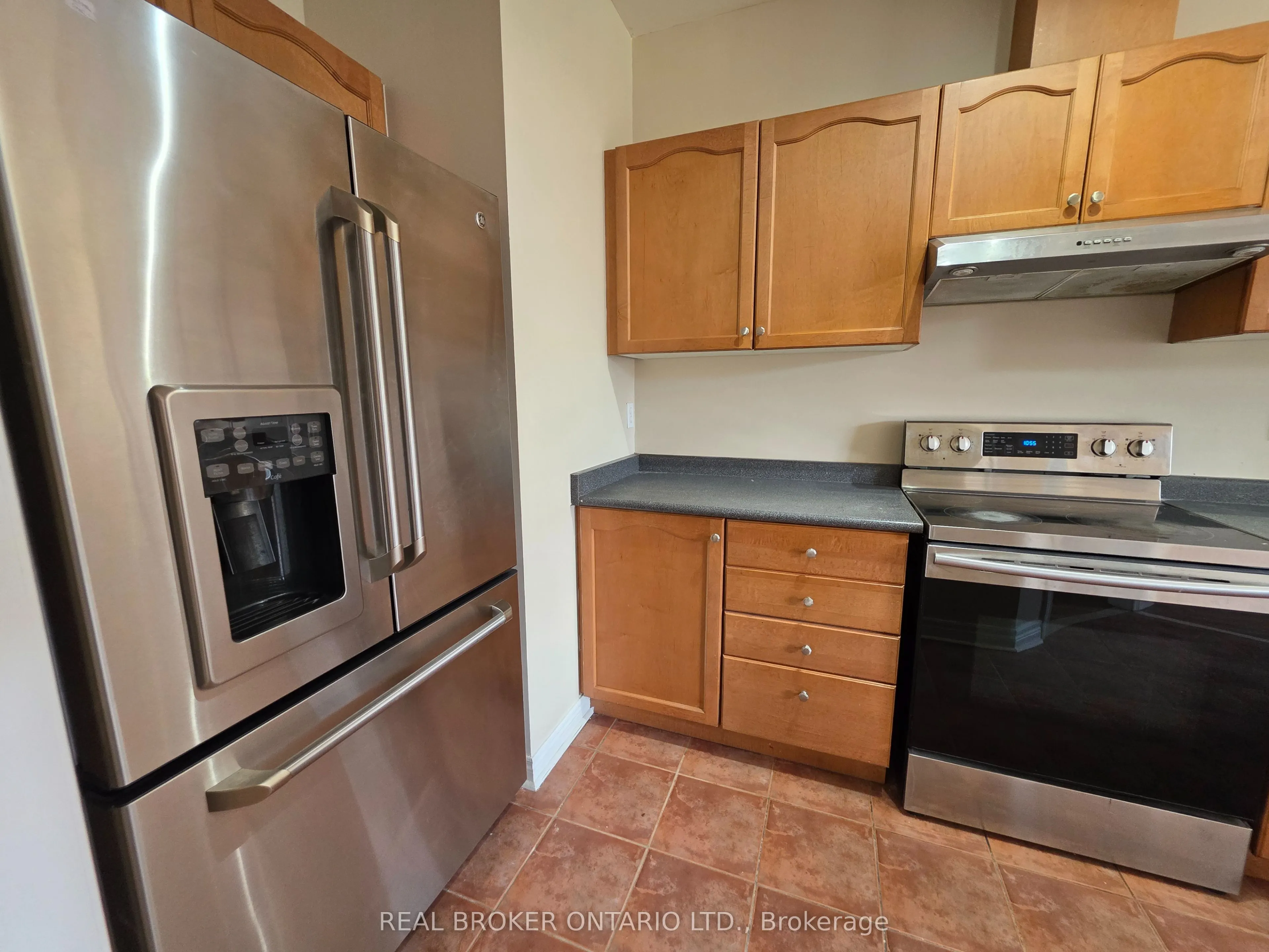 922 Ledbury Crescent