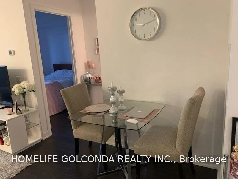 2200 Lake Shore Boulevard W #1106
