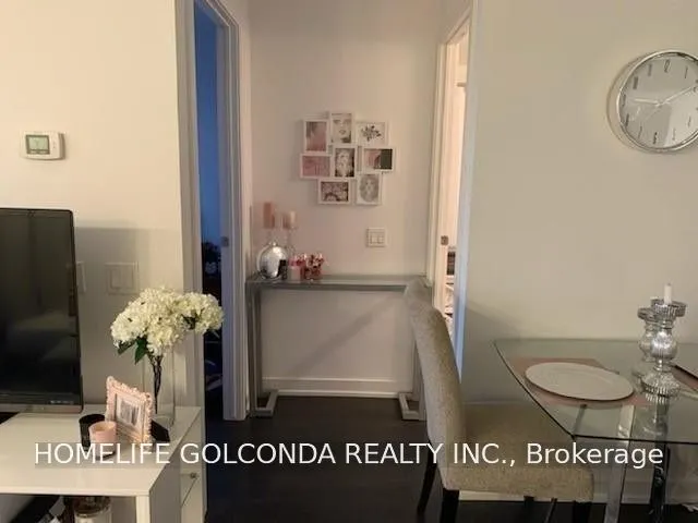 2200 Lake Shore Boulevard W #1106