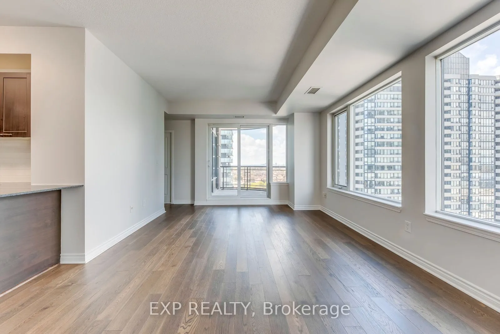 385 Prince Of Wales Drive #1011