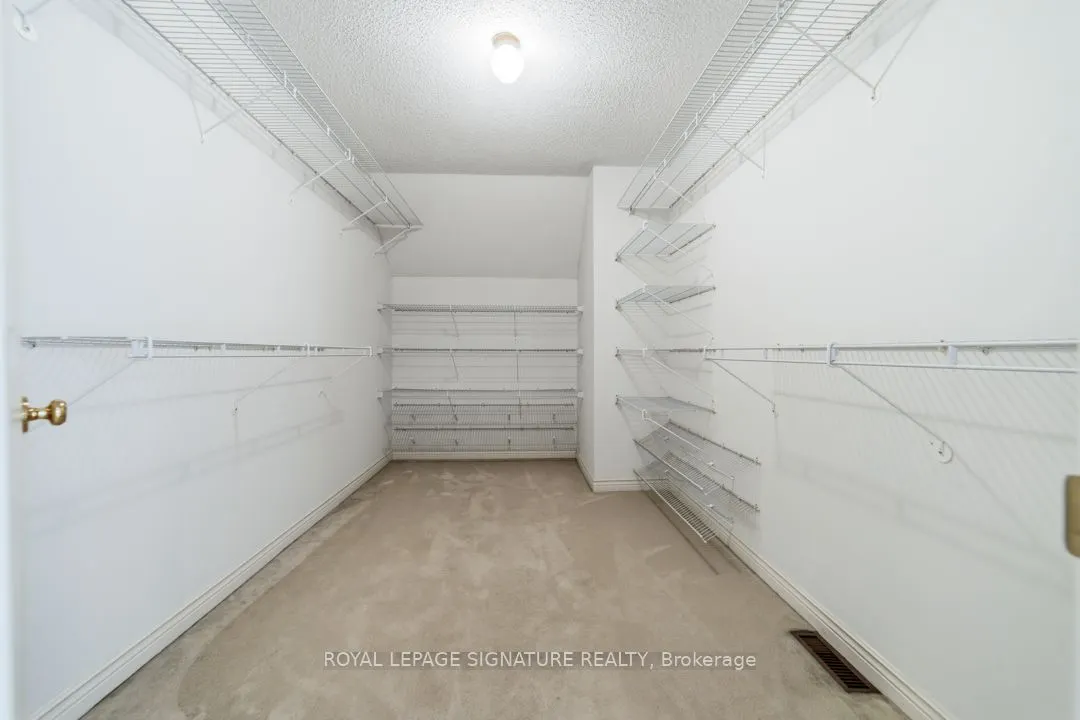 1271 White Lane