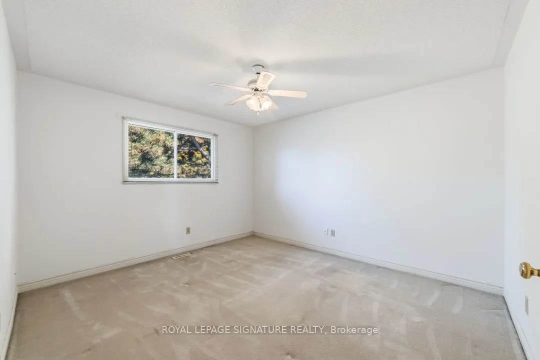 1271 White Lane