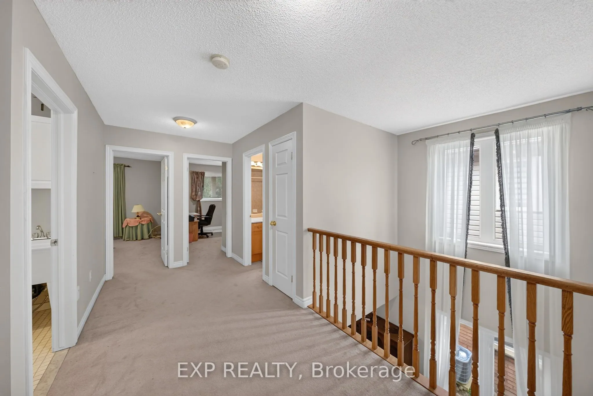 5281 Picketts Way