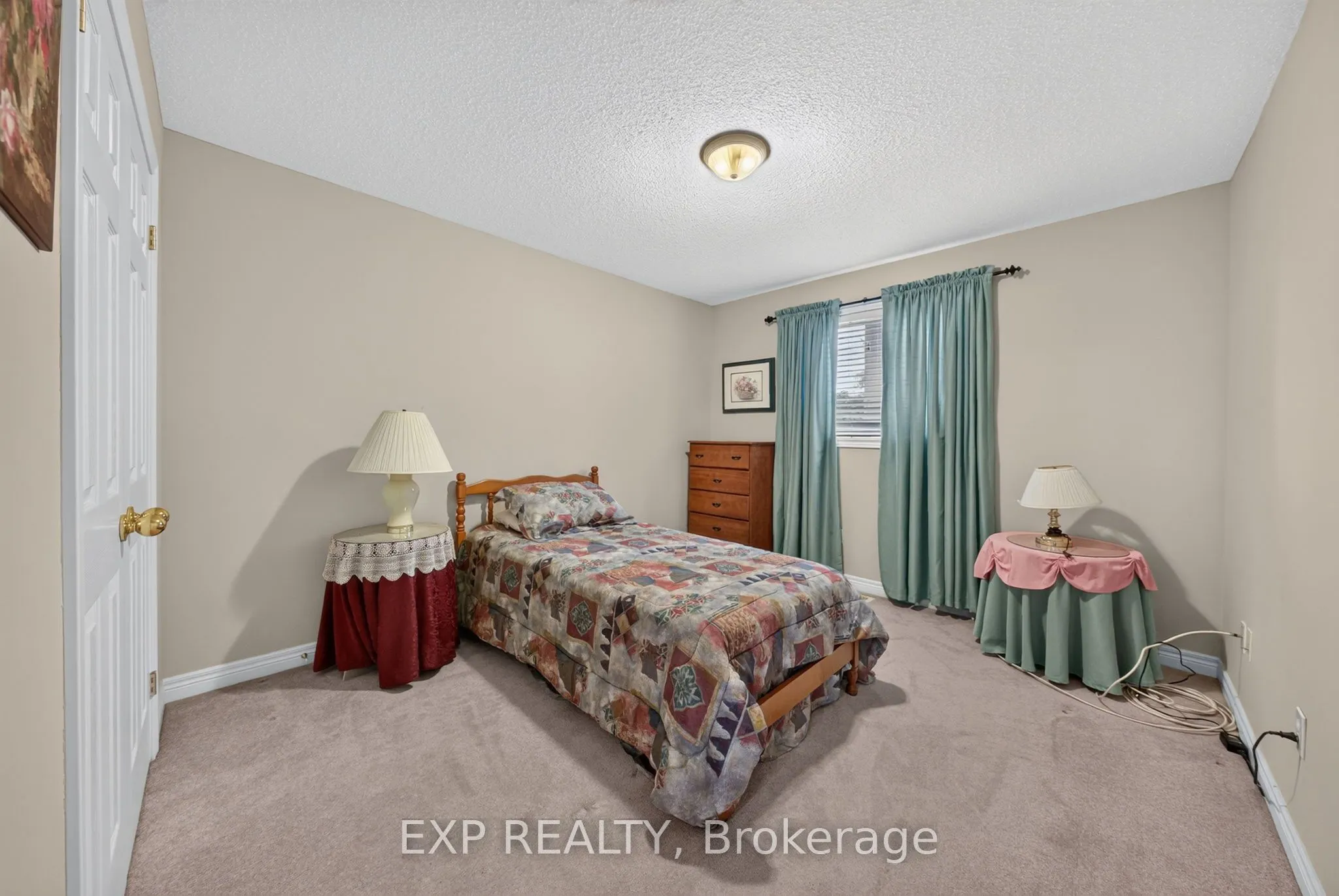5281 Picketts Way