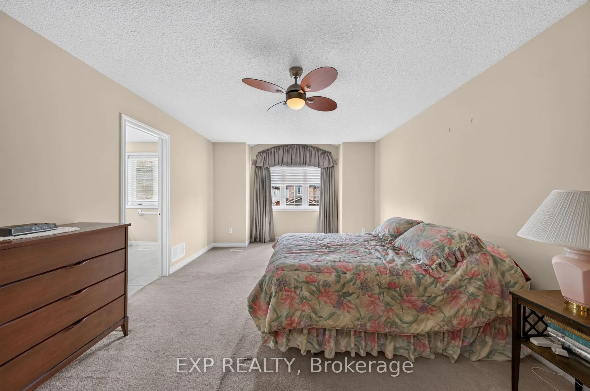 5281 Picketts Way