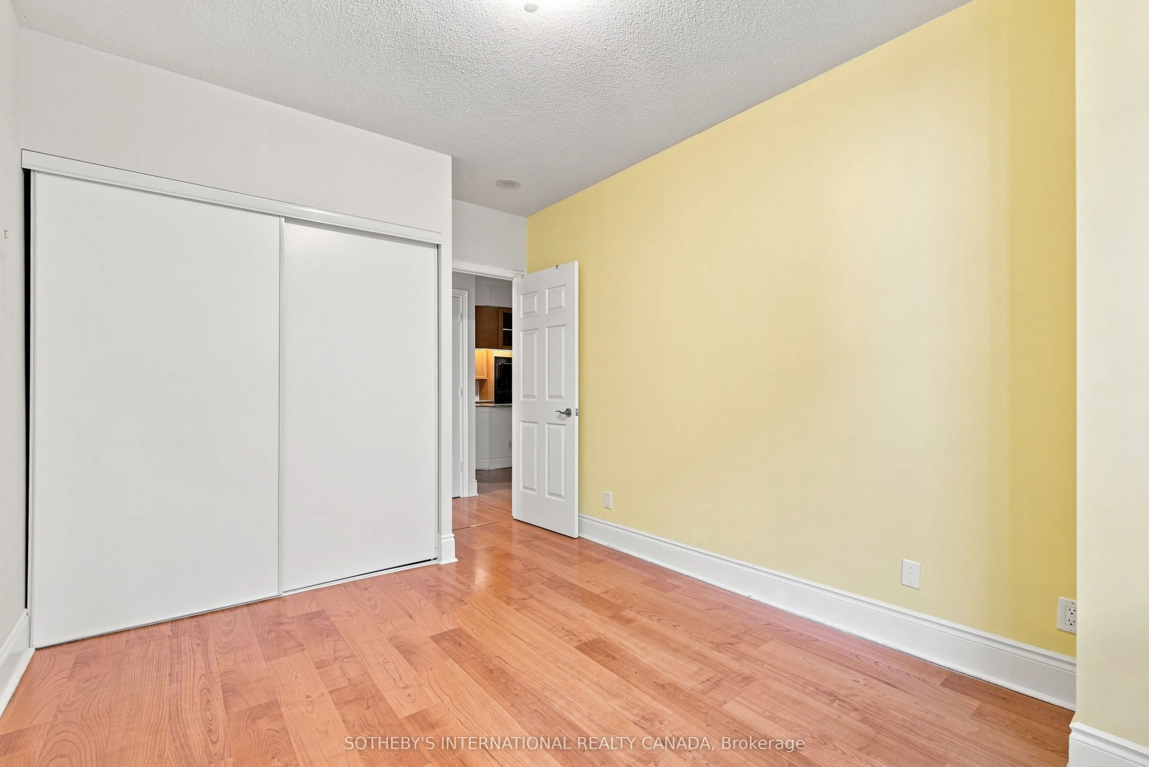 5233 Dundas Street #115