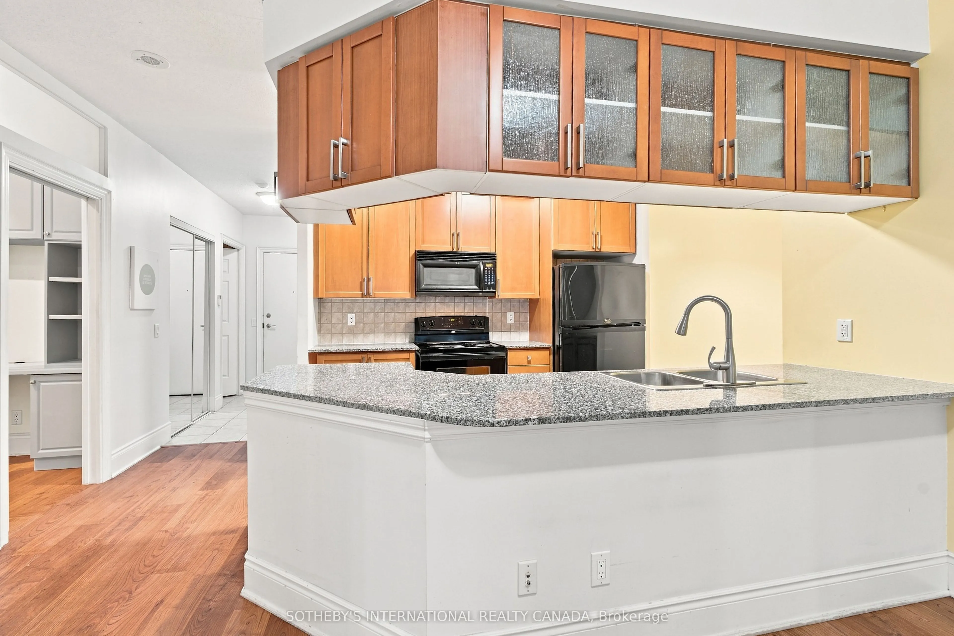 5233 Dundas Street #115