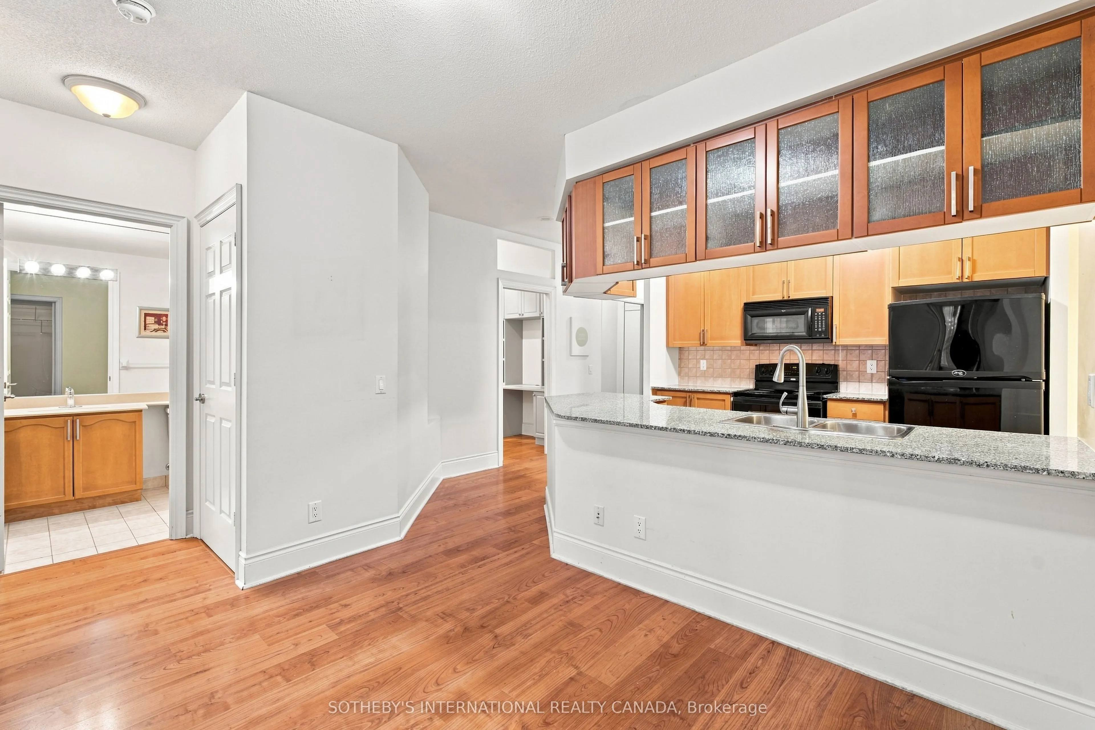 5233 Dundas Street #115