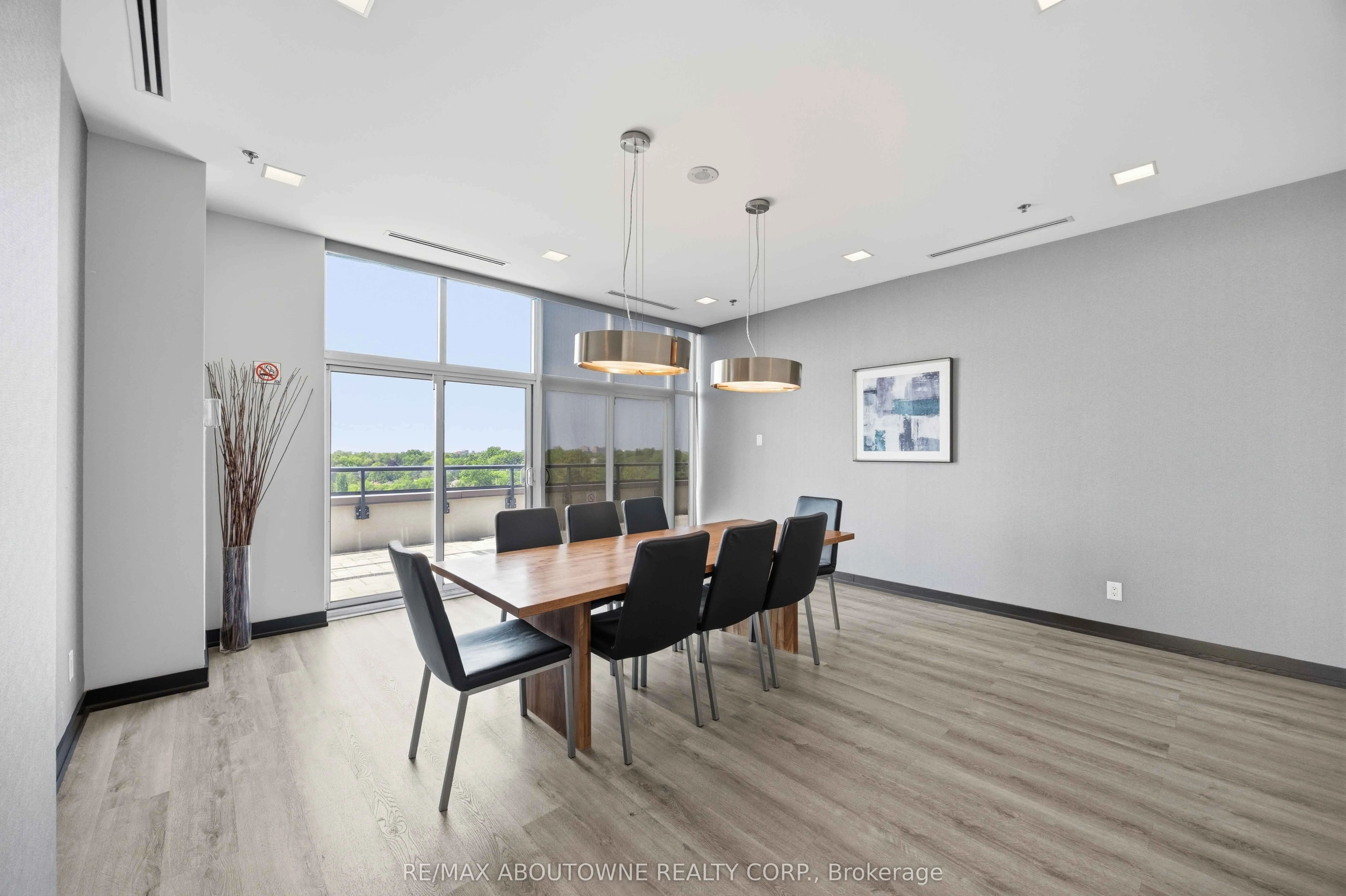 11 Superior Avenue #904