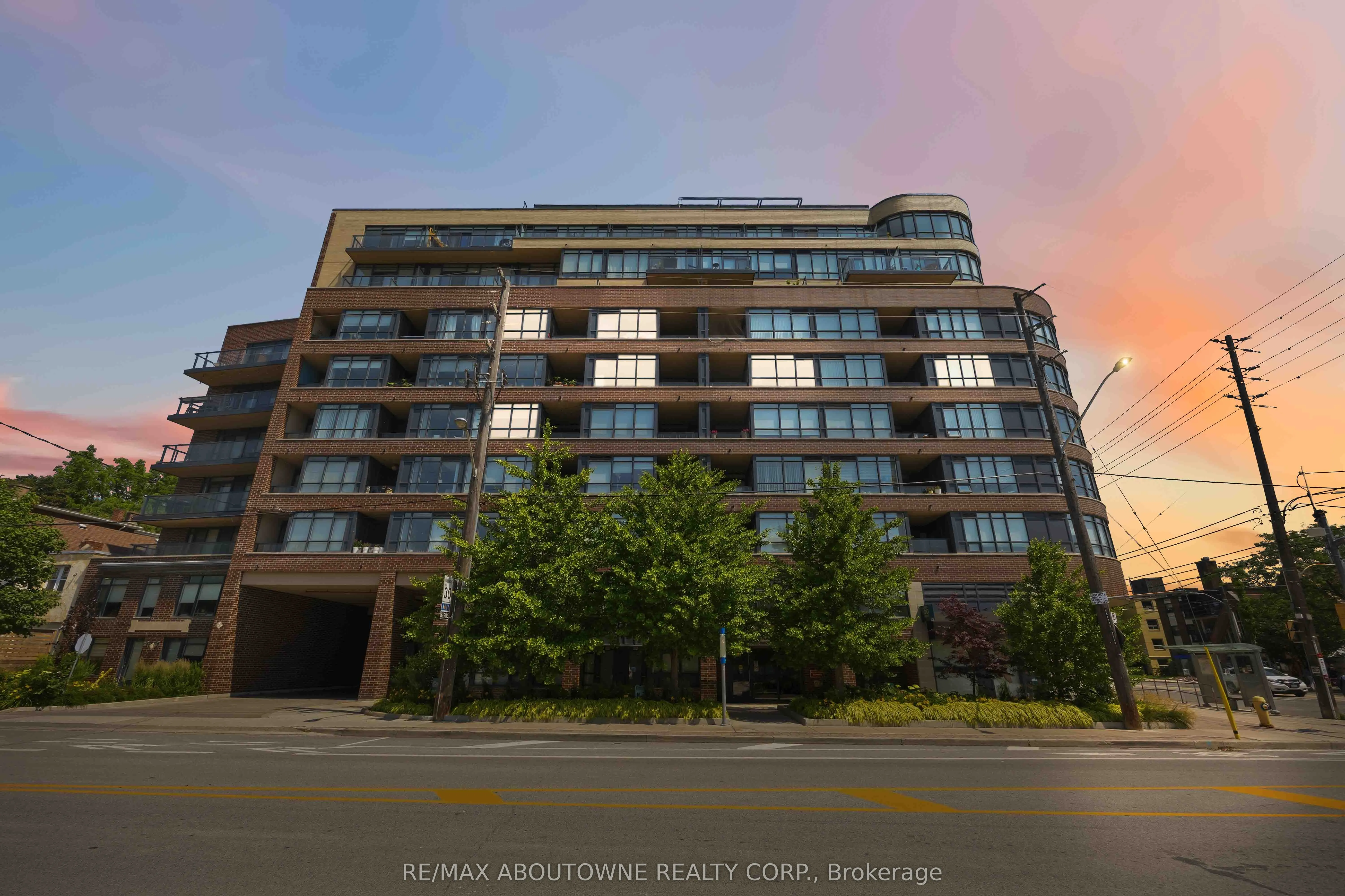11 Superior Avenue #904