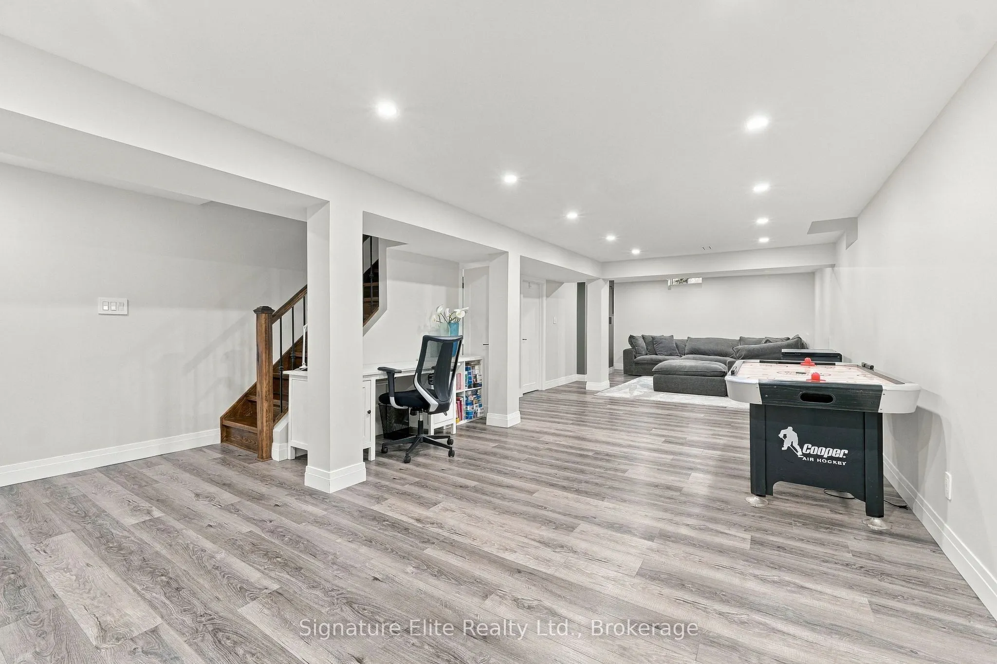 190 Longwood Drive