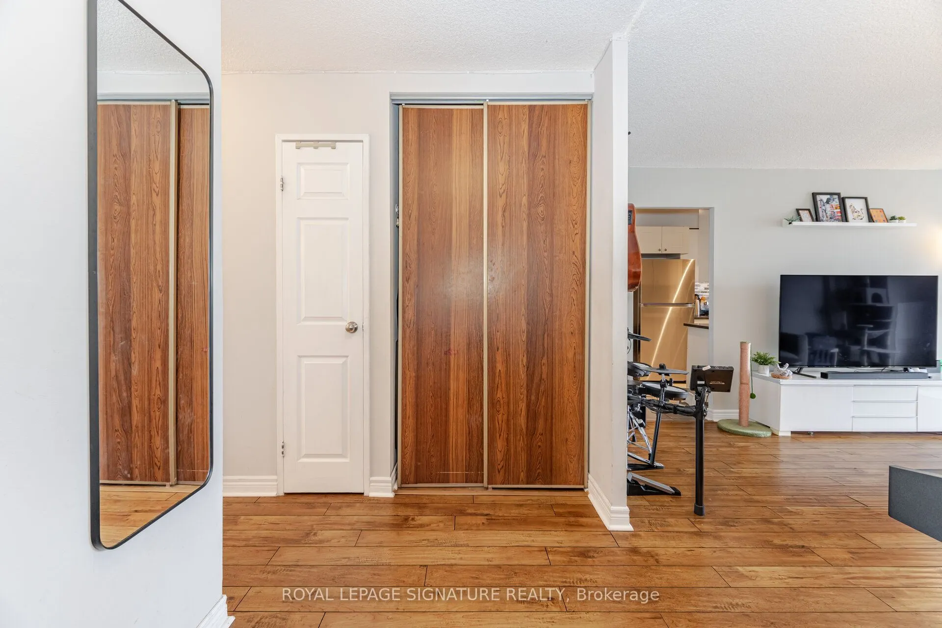 3170 Kirwin Avenue #1003
