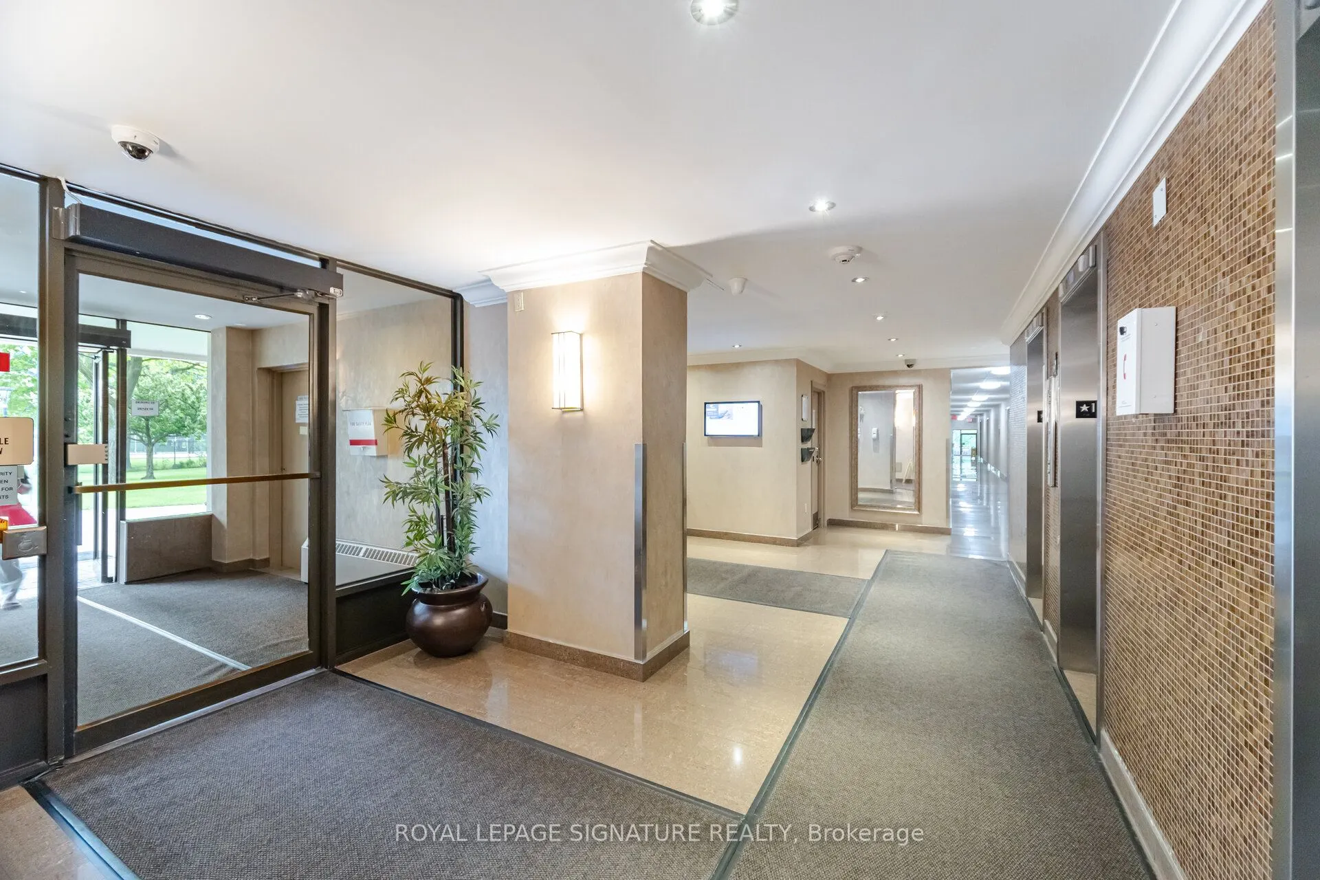 3170 Kirwin Avenue #1003