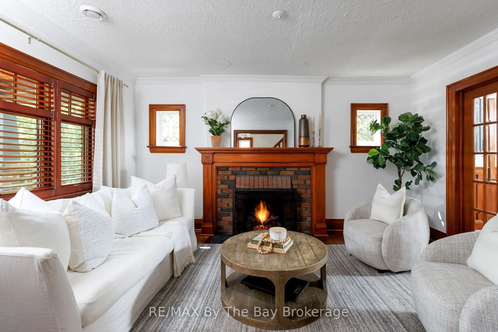 44 Rambert Crescent