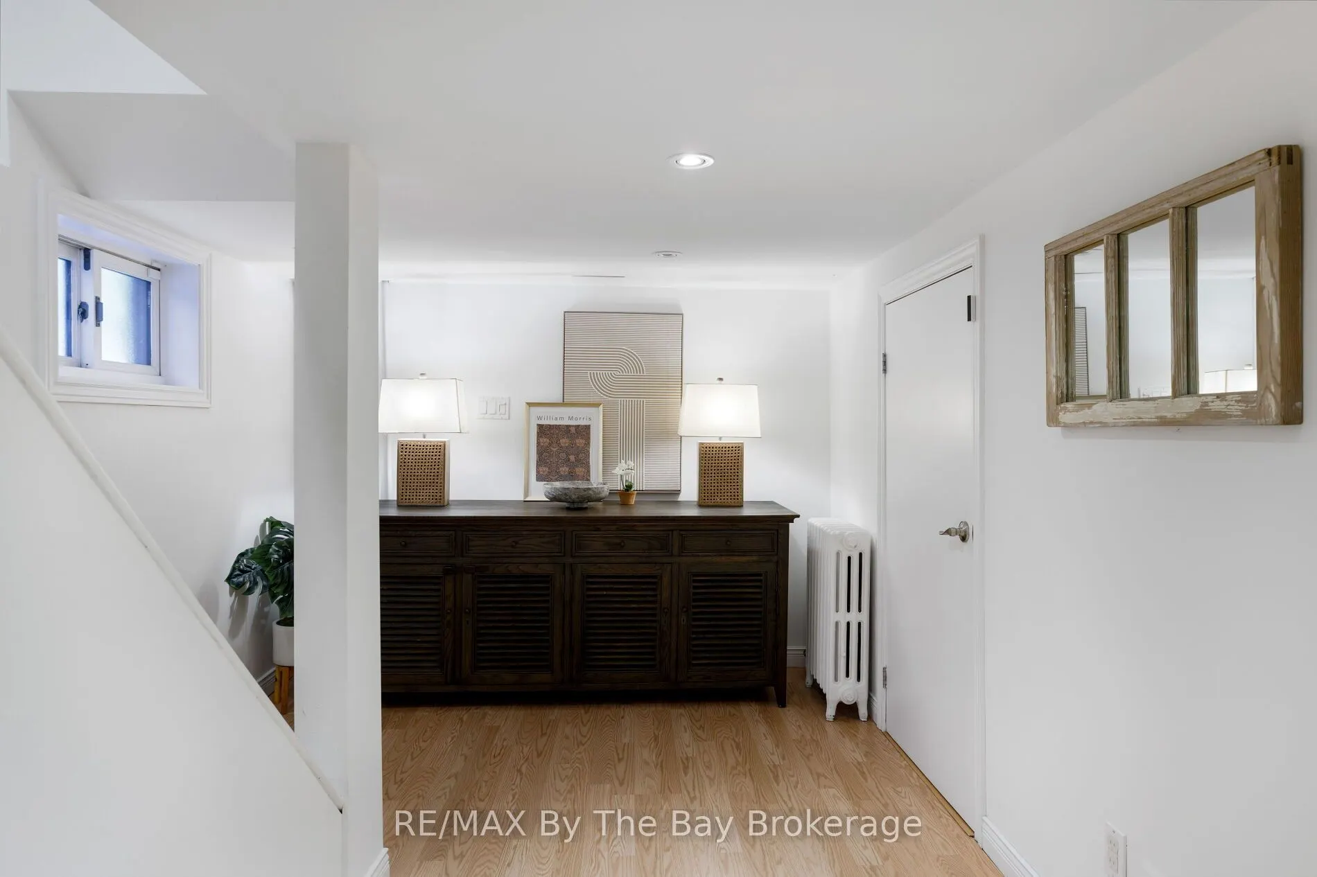 44 Rambert Crescent