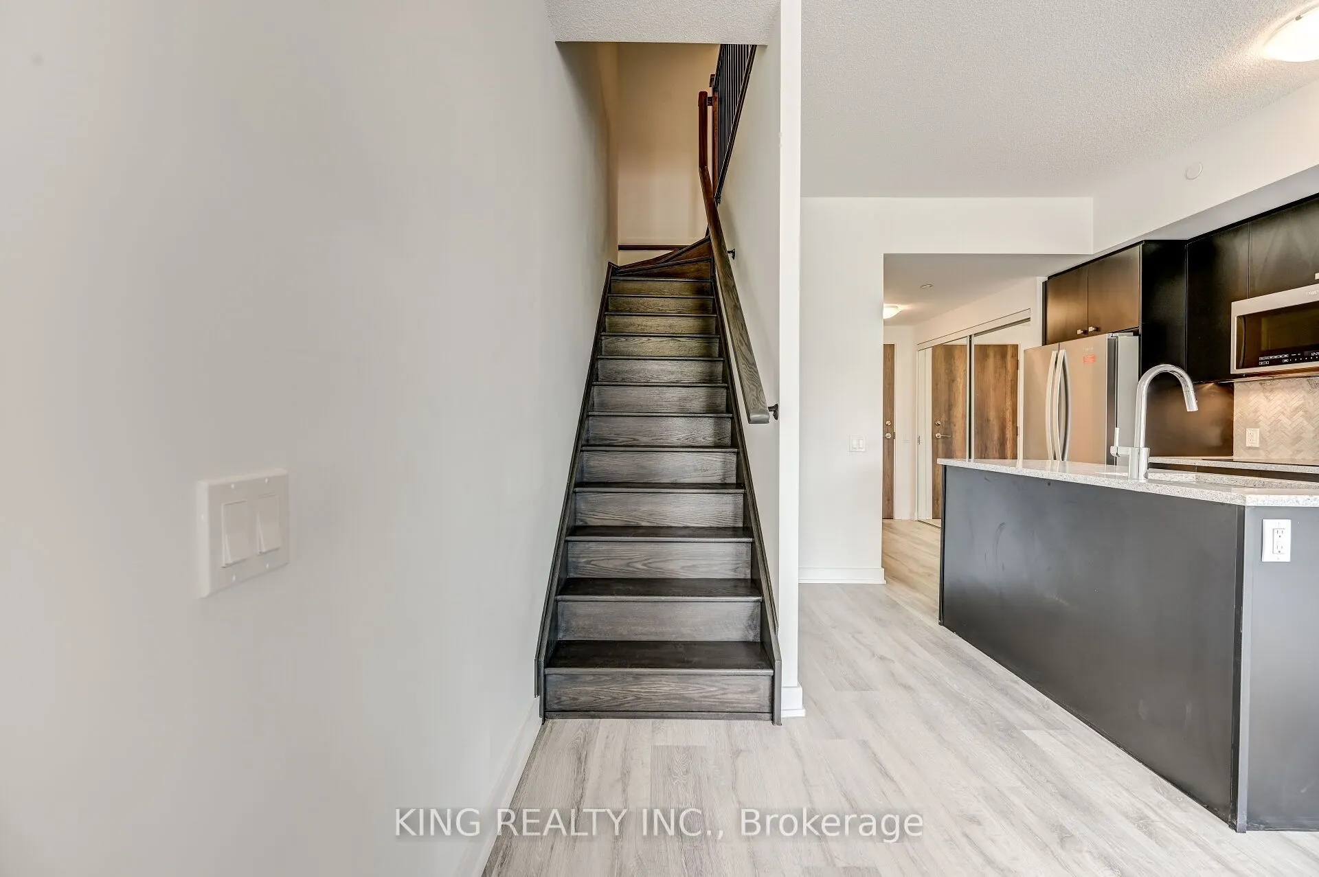 251 Manitoba Street #133