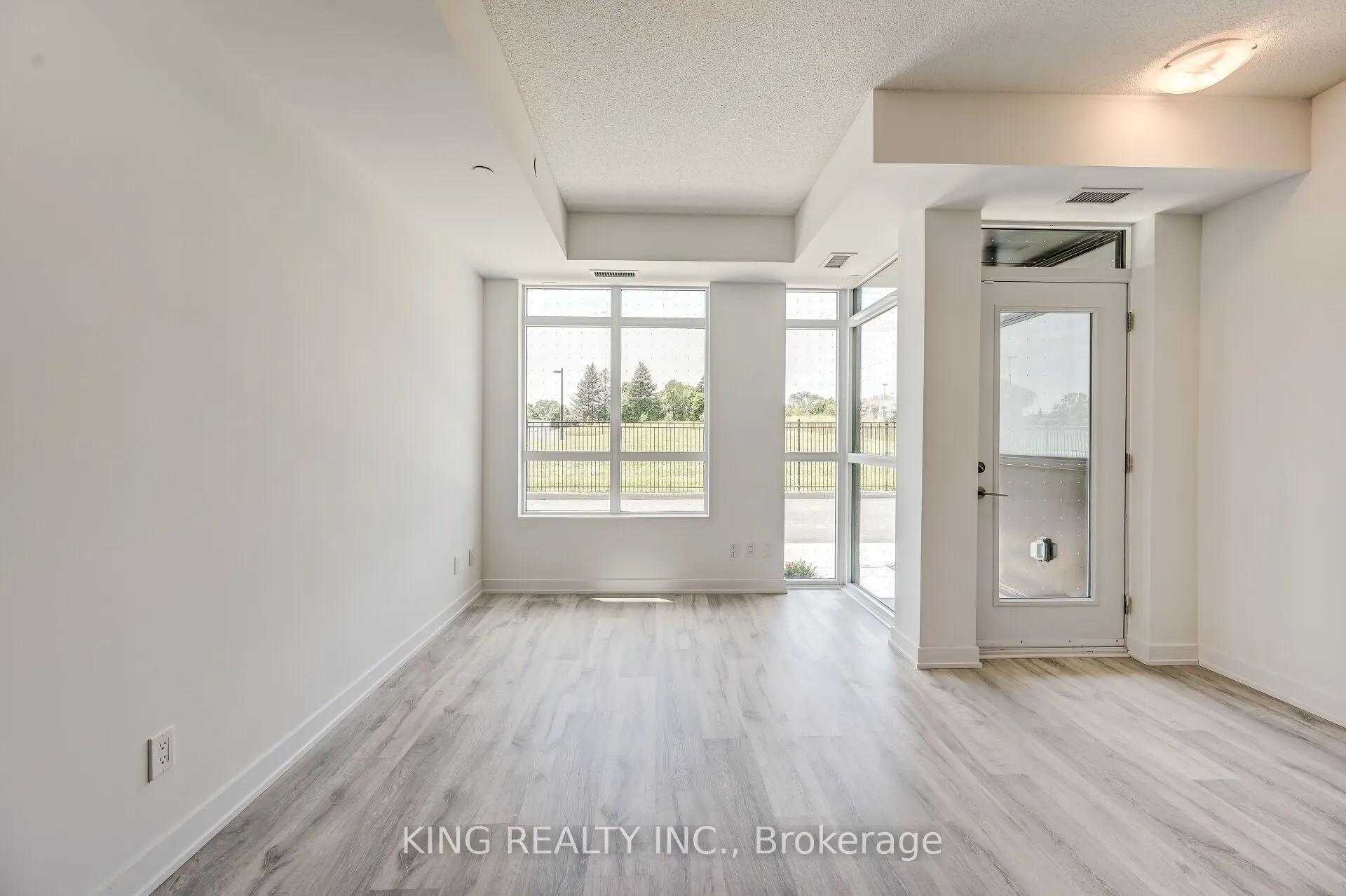 251 Manitoba Street #133