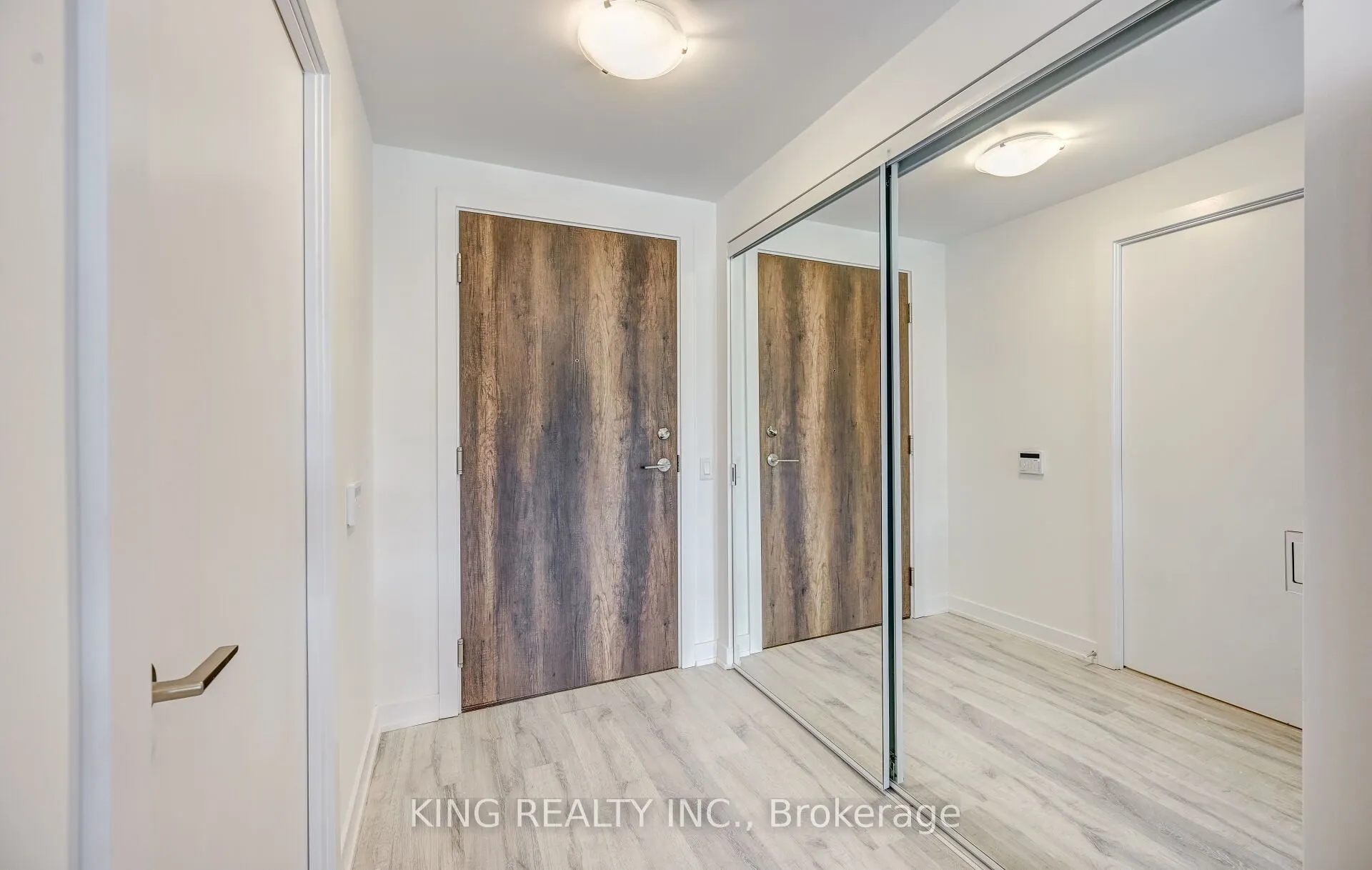 251 Manitoba Street #133