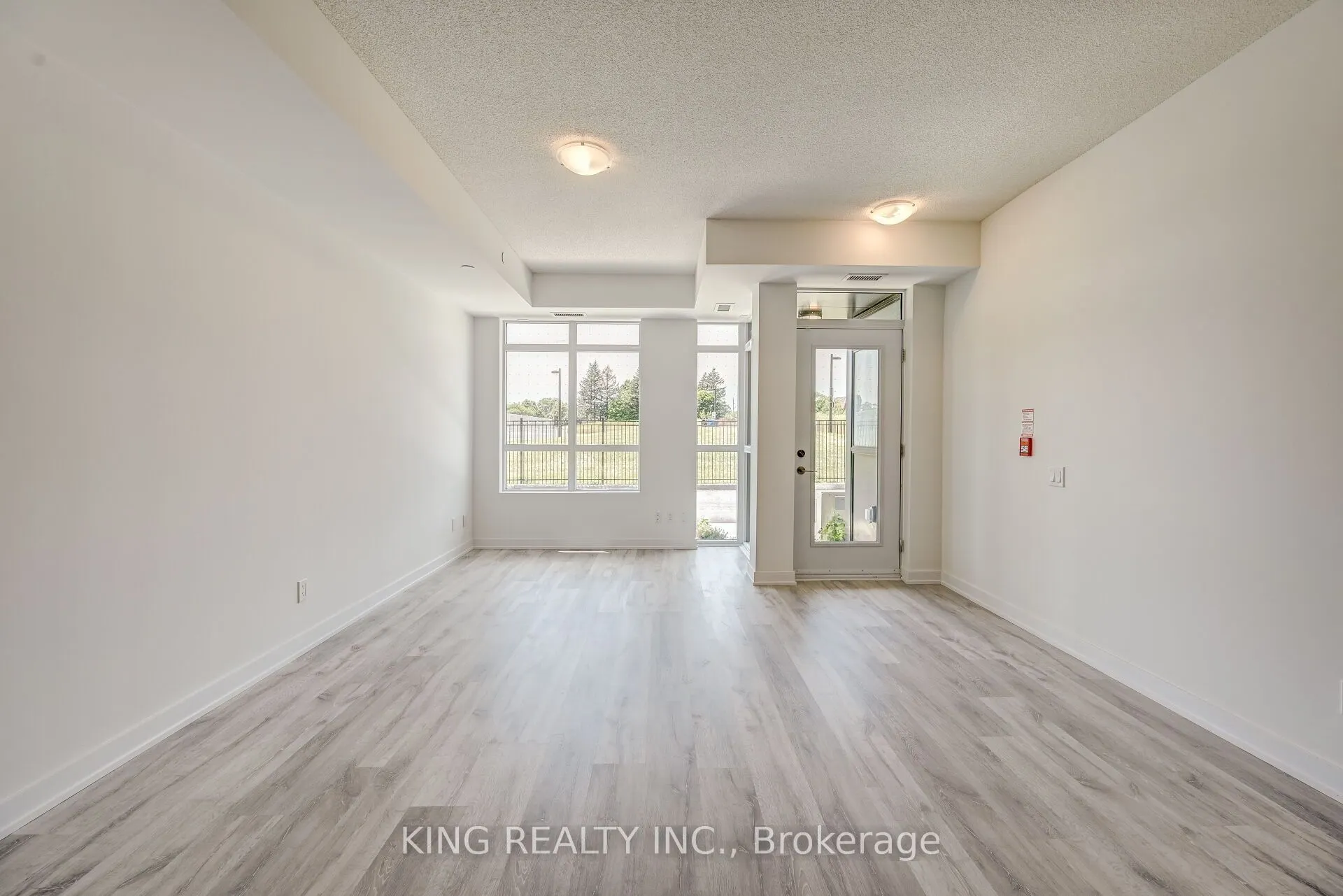 251 Manitoba Street #133