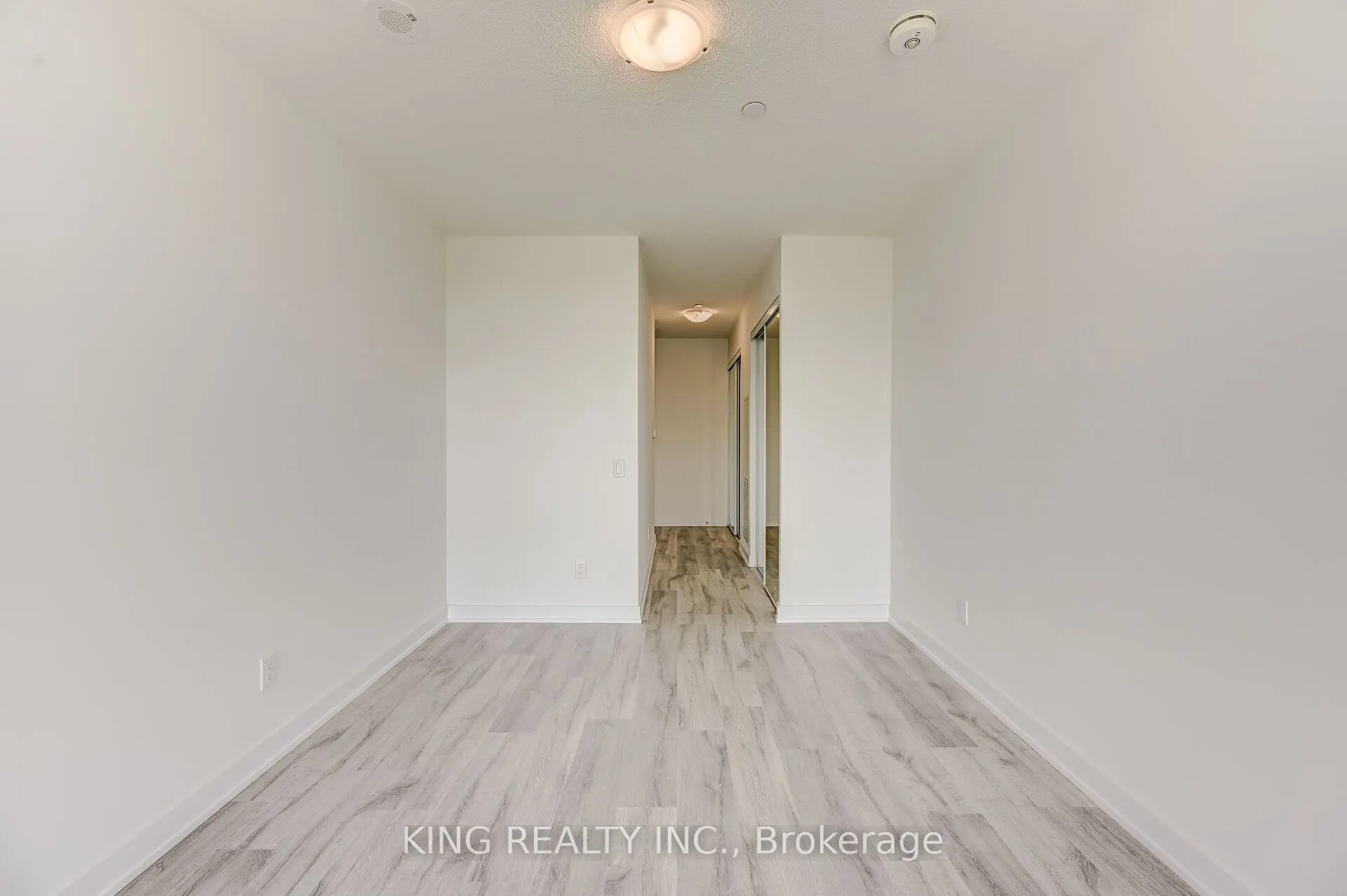 251 Manitoba Street #133