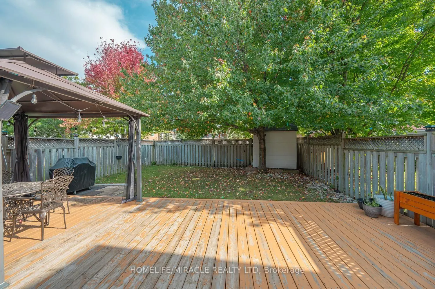 1552 Harwood Drive