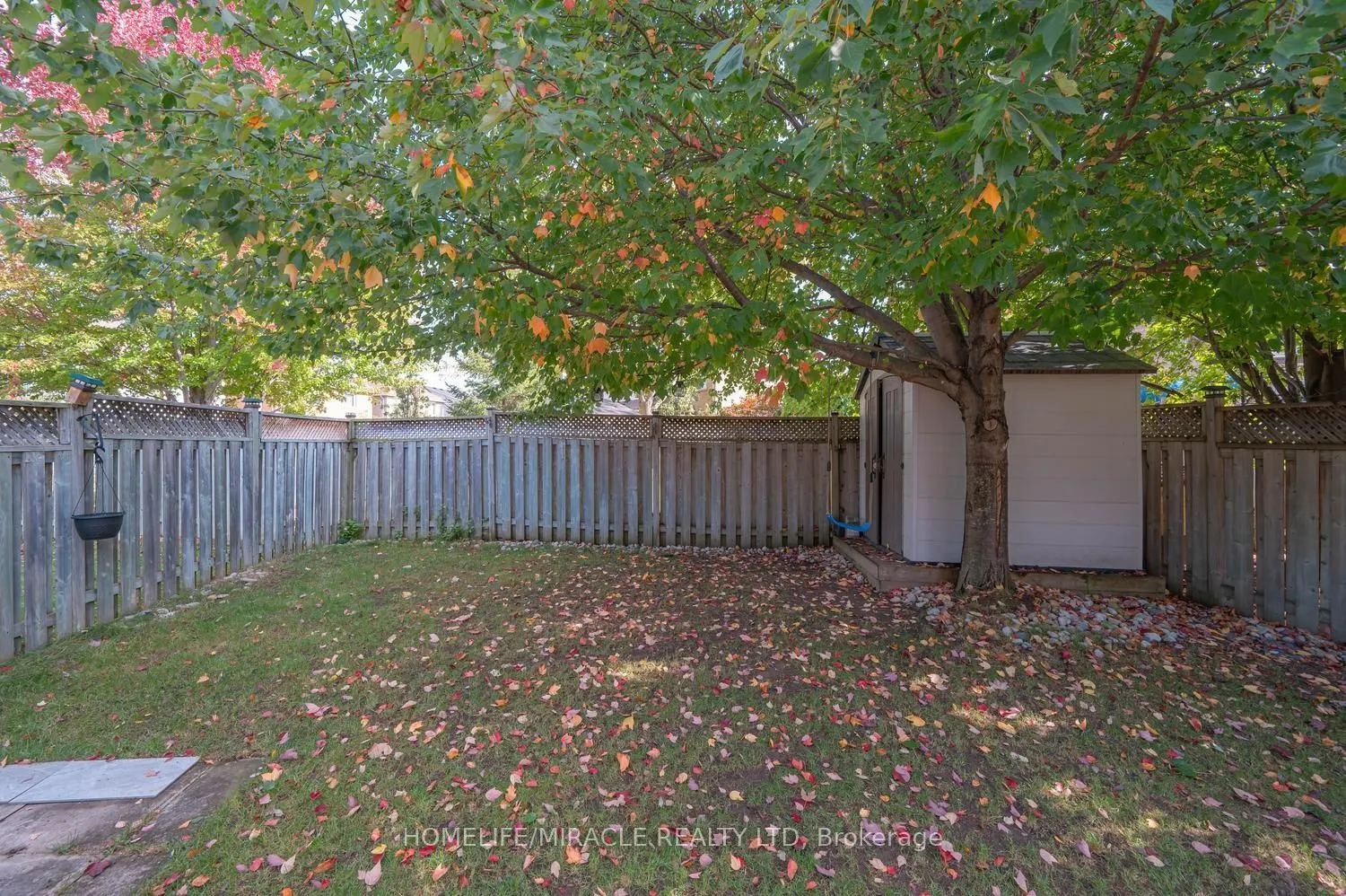 1552 Harwood Drive