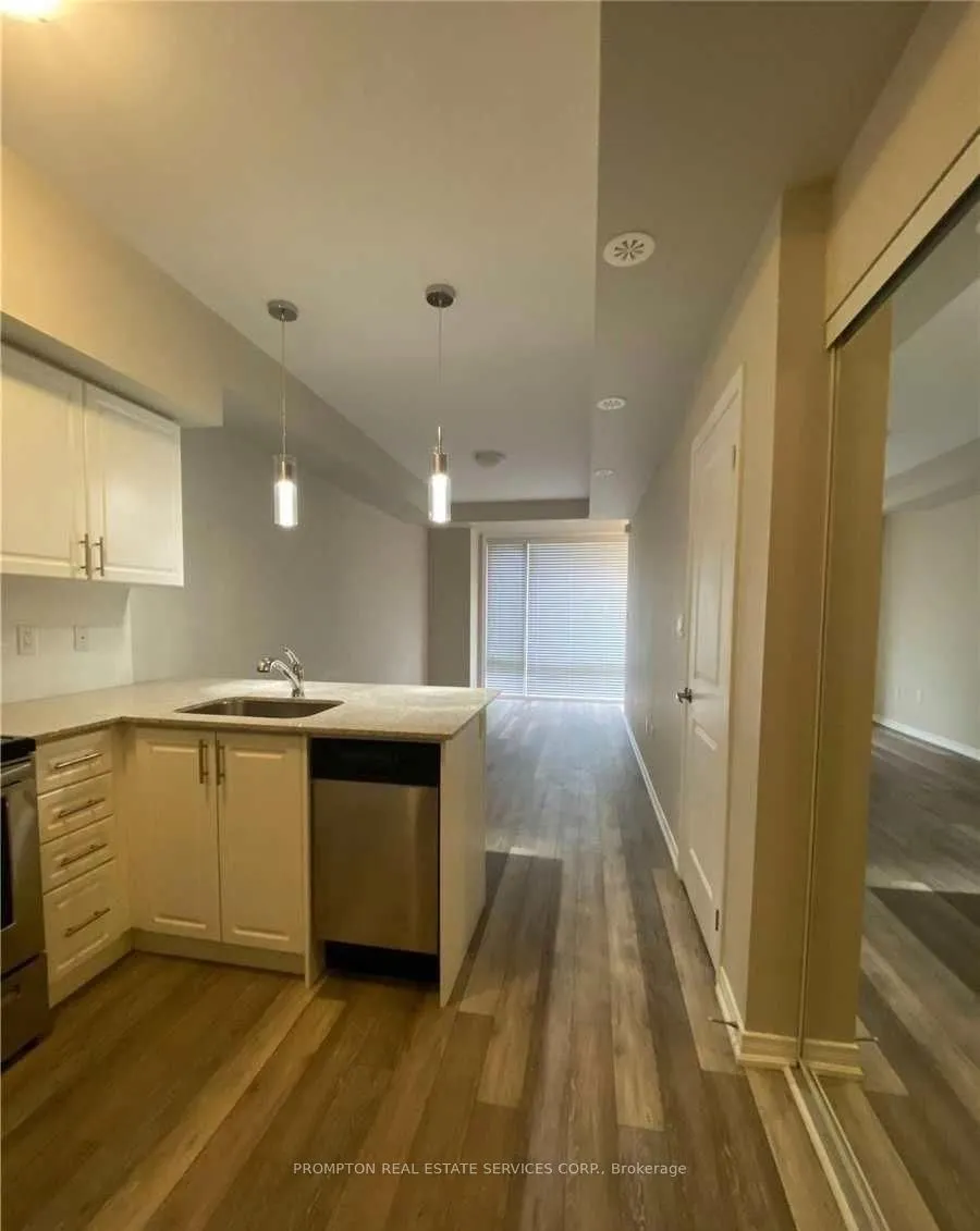 28 Fieldway Road #59