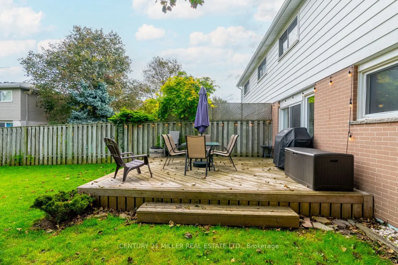 2697 Hollington Crescent