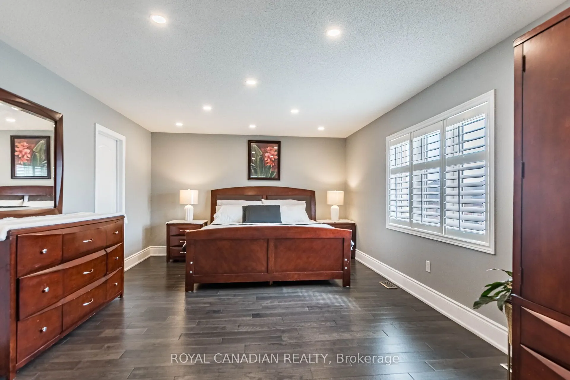 13 Island Grove