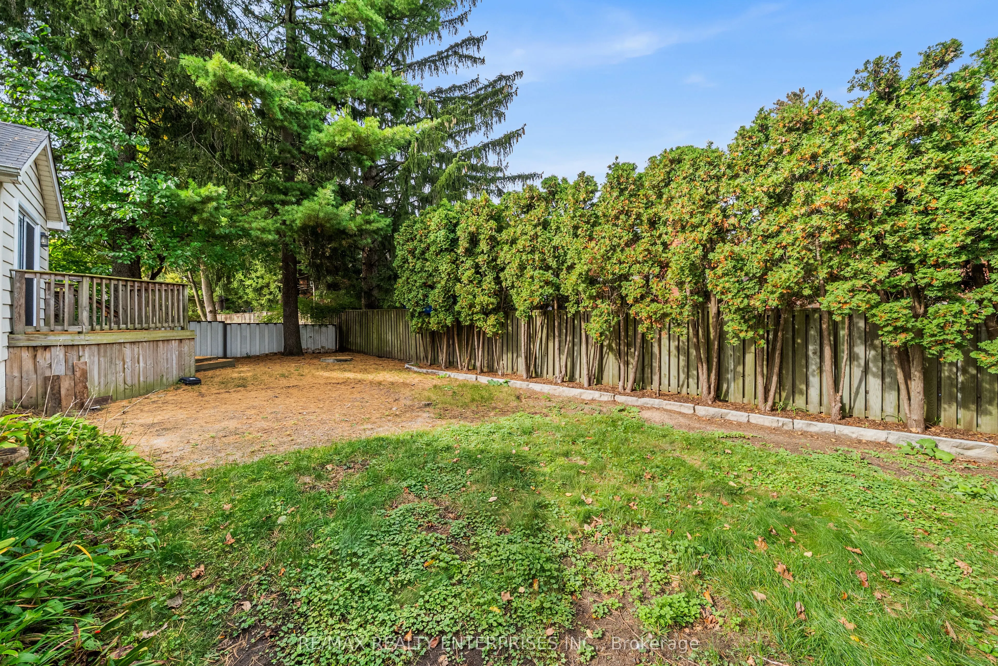 1141 Lakeshore Road W