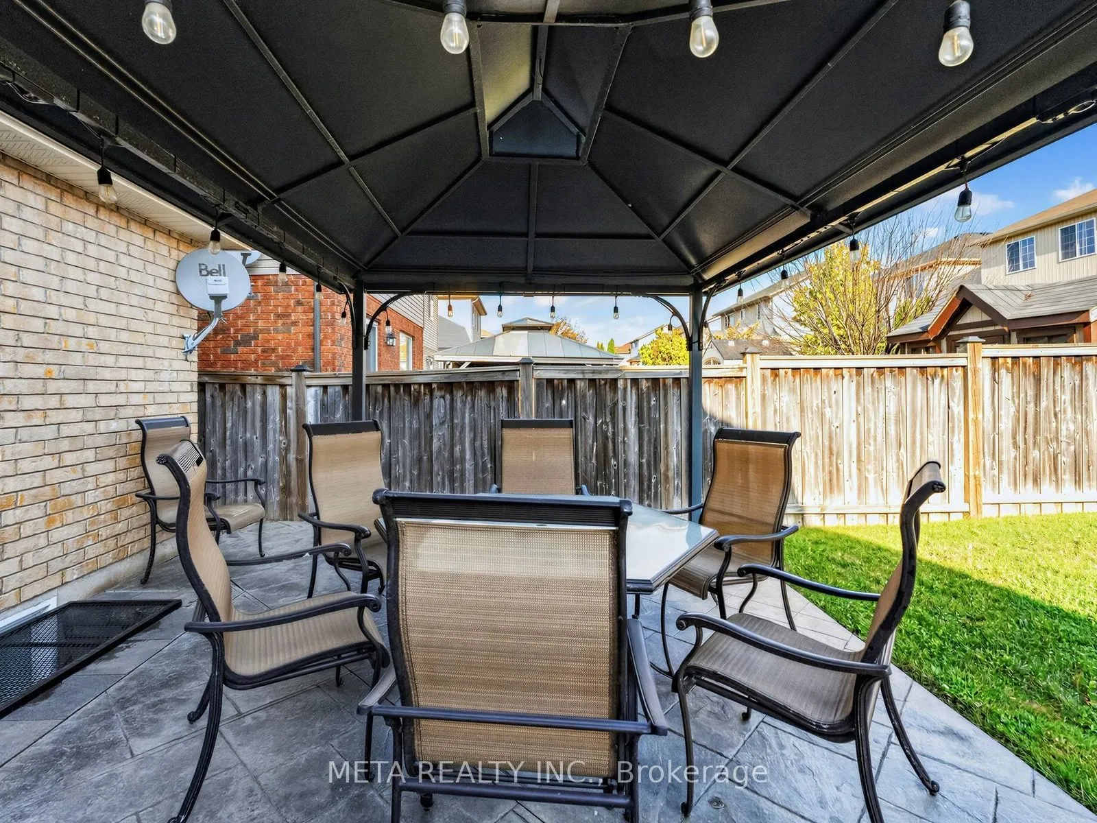 4 Murray Court