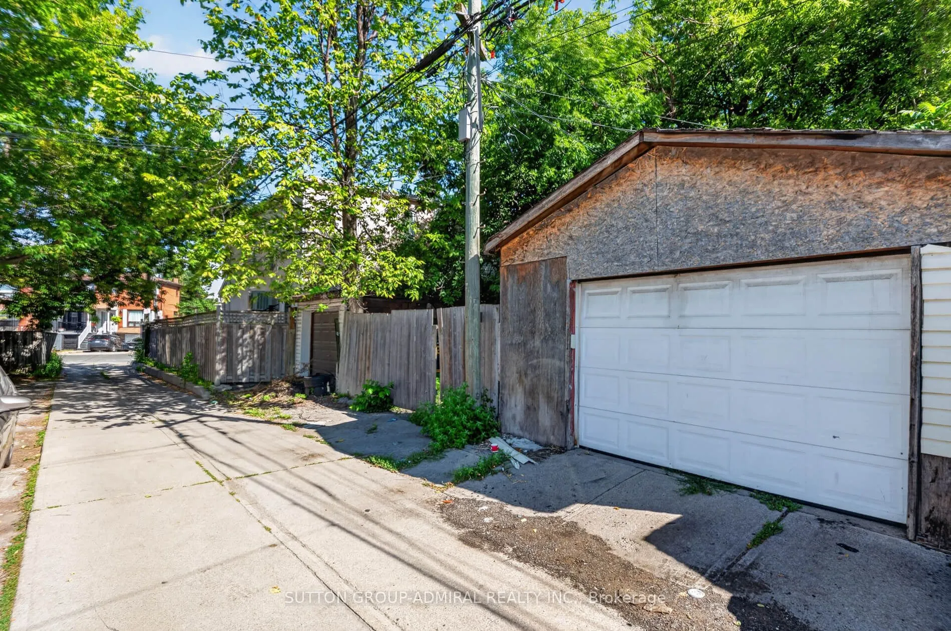 320 Weston Road