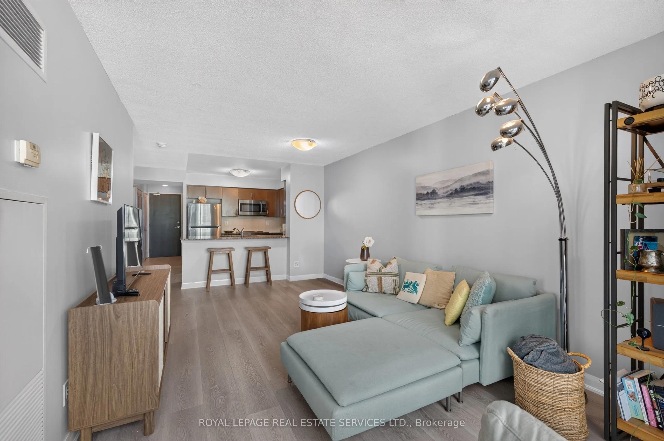 235 Sherway Gardens Road #1401