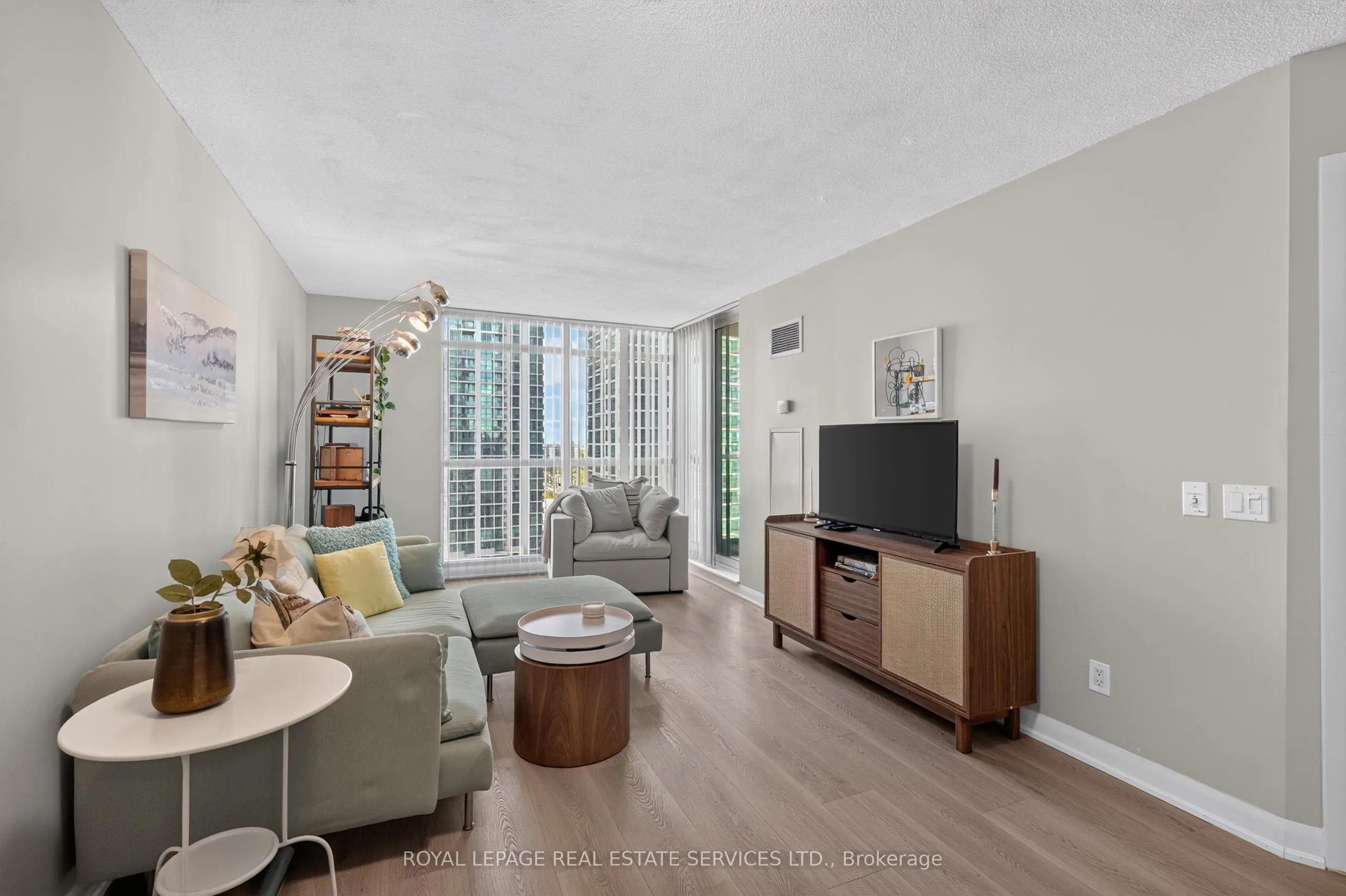235 Sherway Gardens Road #1401