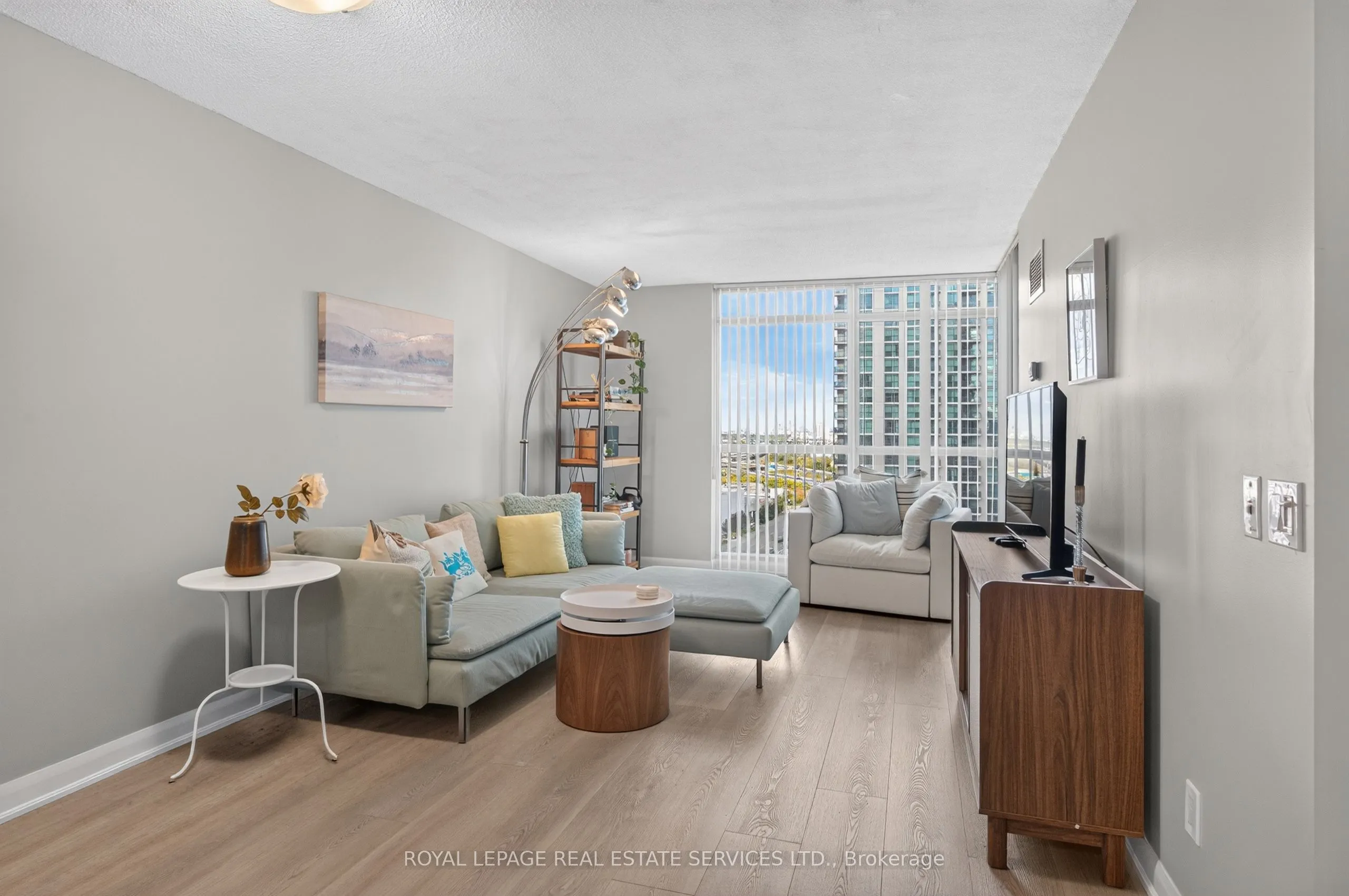 235 Sherway Gardens Road #1401