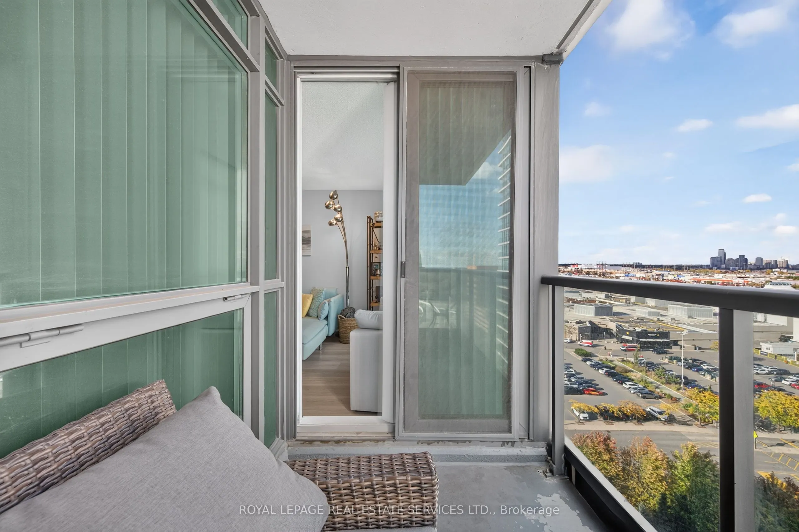 235 Sherway Gardens Road #1401