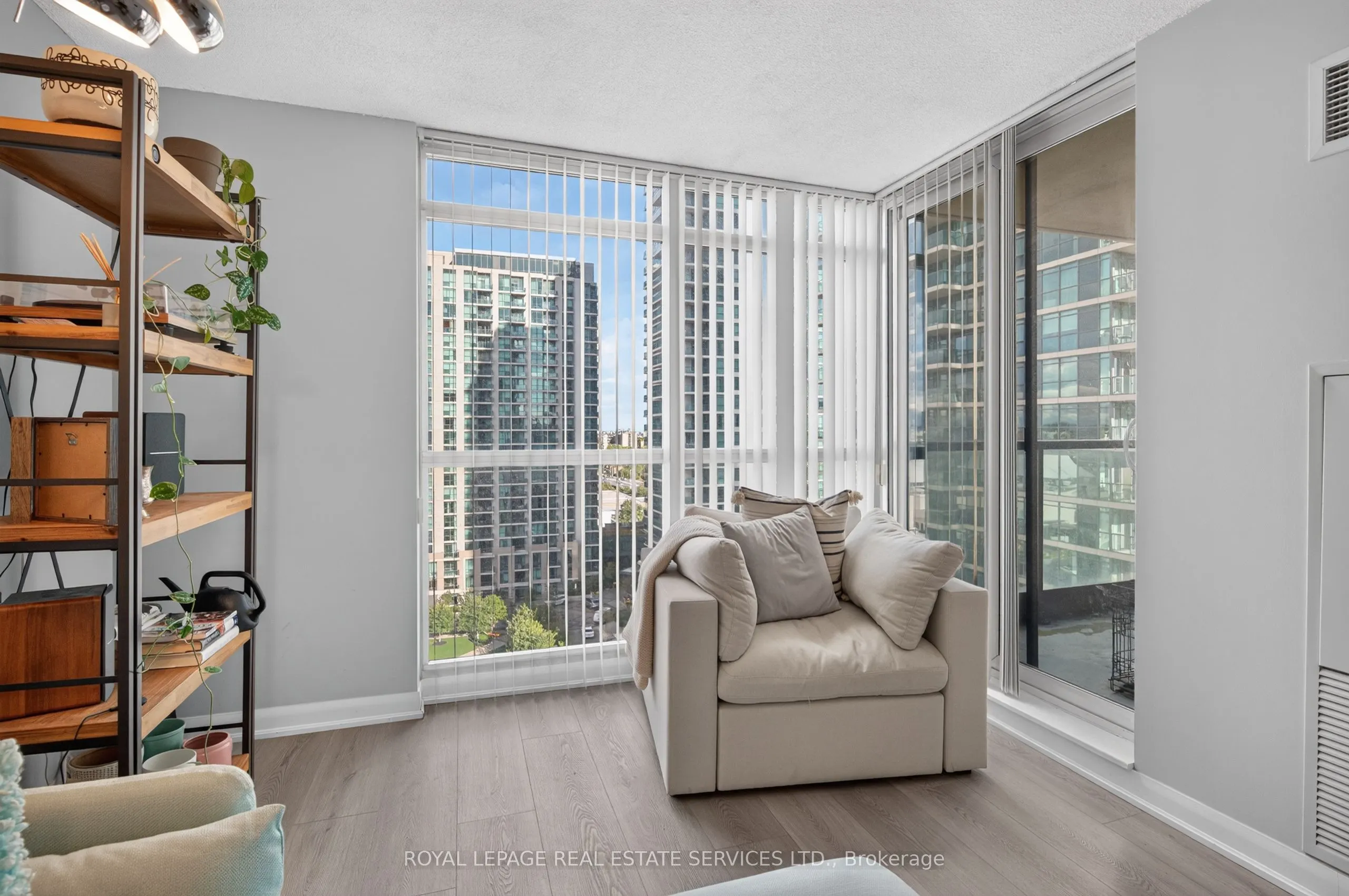 235 Sherway Gardens Road #1401