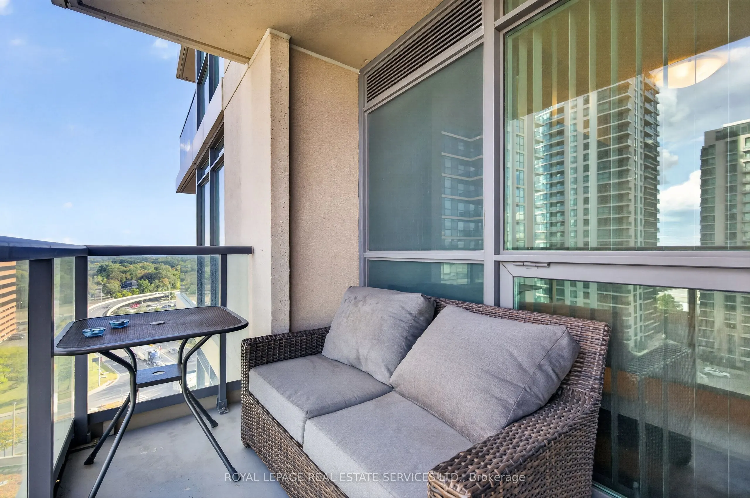235 Sherway Gardens Road #1401