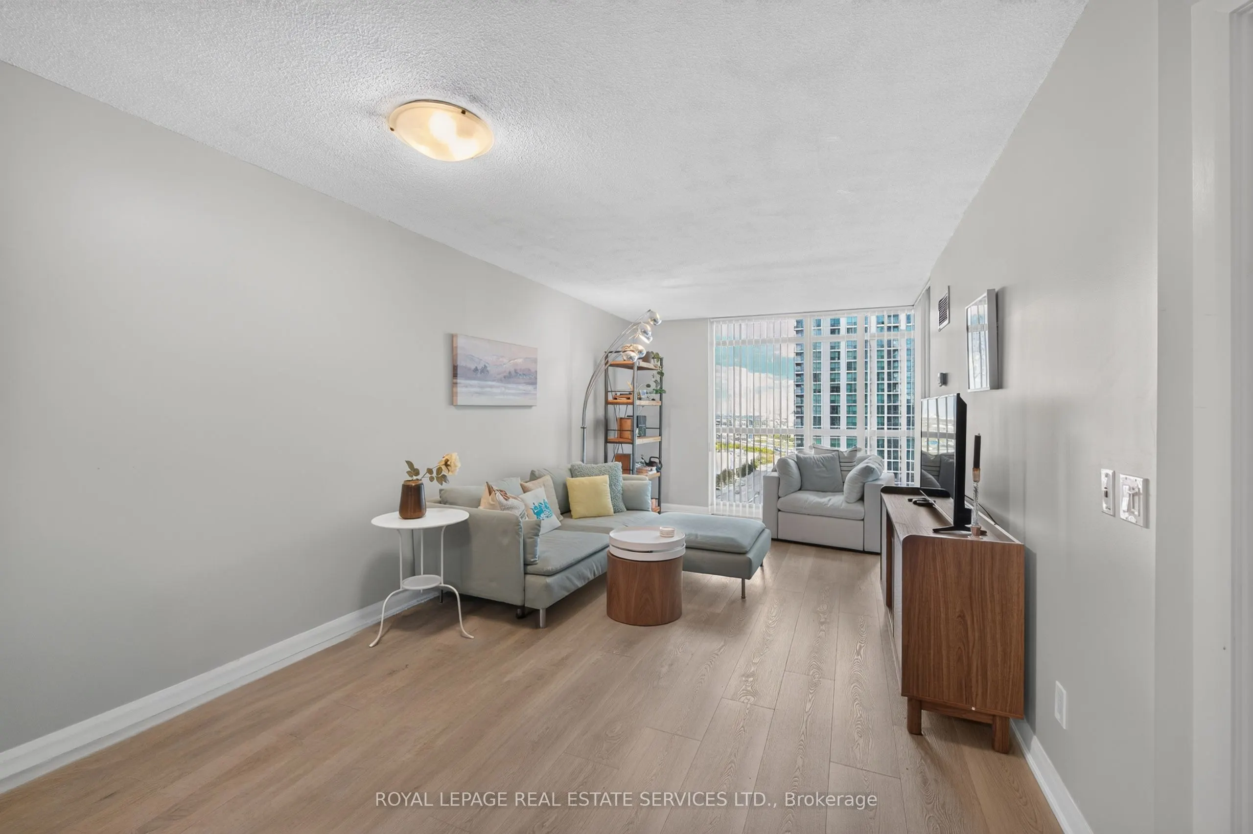 235 Sherway Gardens Road #1401