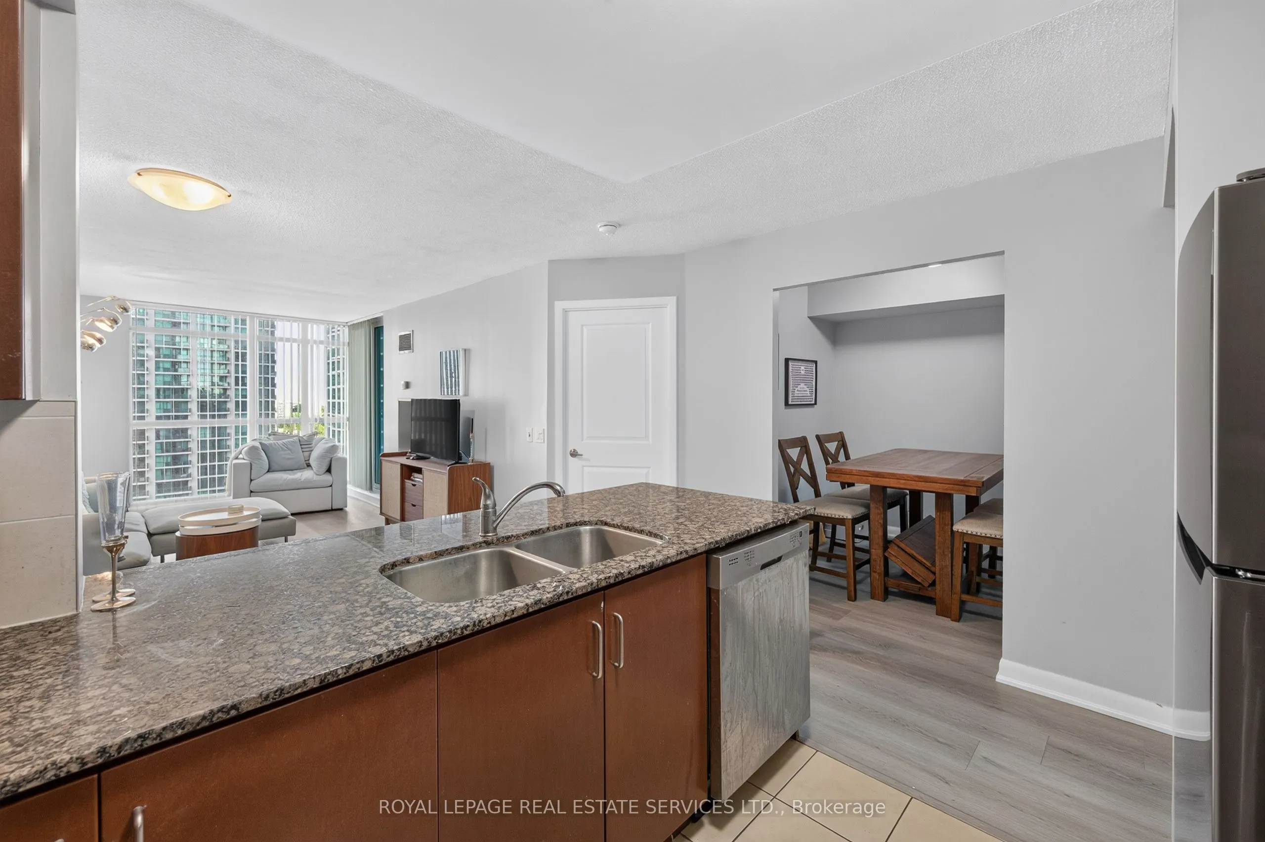 235 Sherway Gardens Road #1401