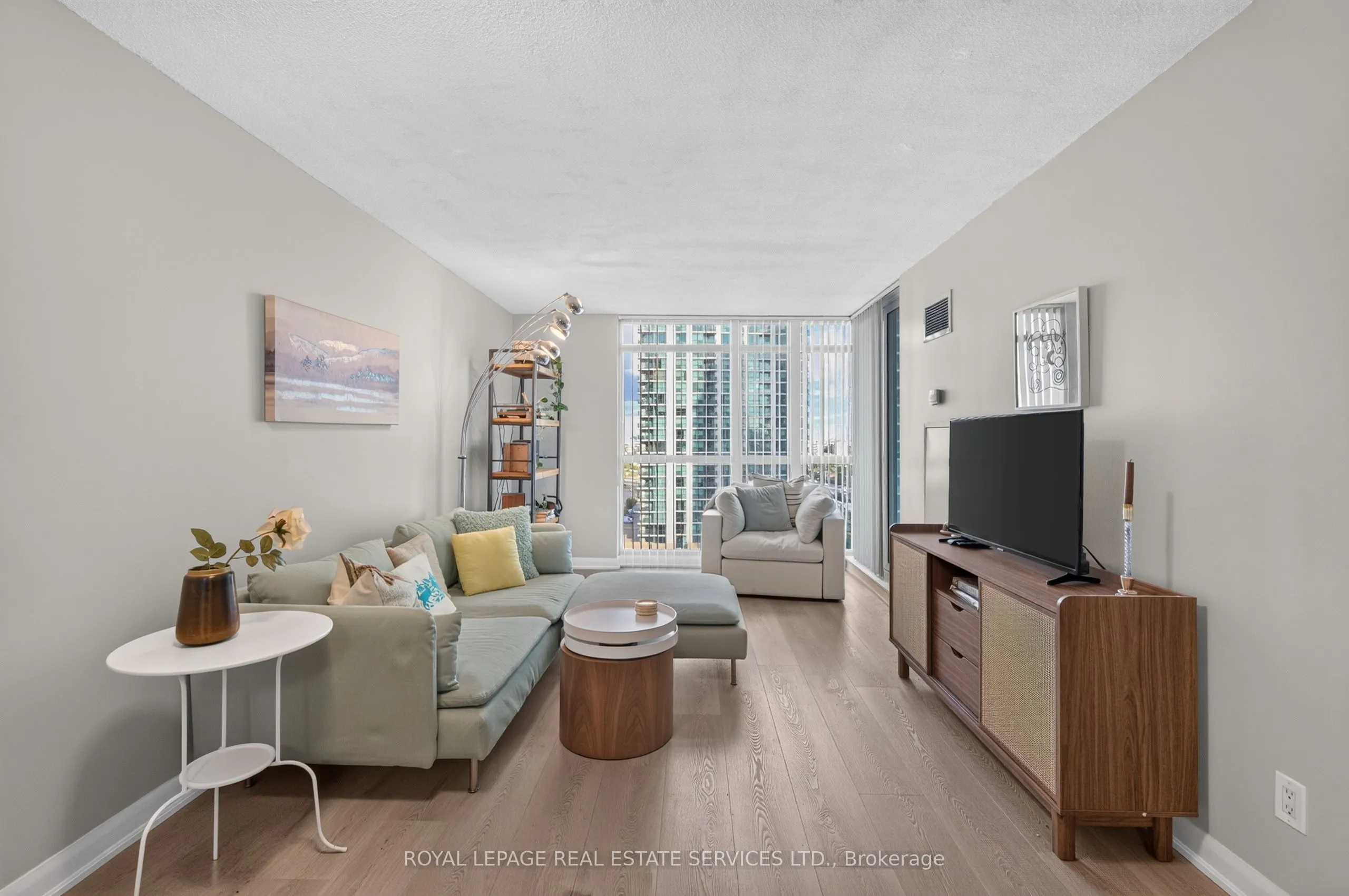 235 Sherway Gardens Road #1401