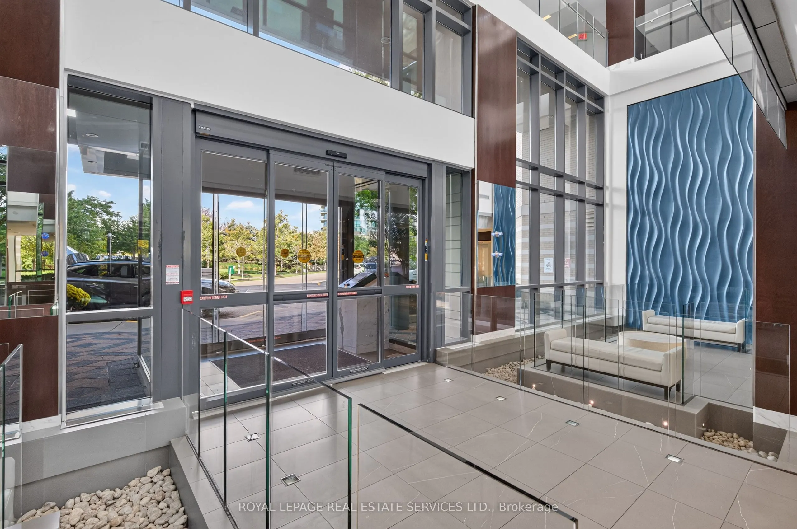 235 Sherway Gardens Road #1401