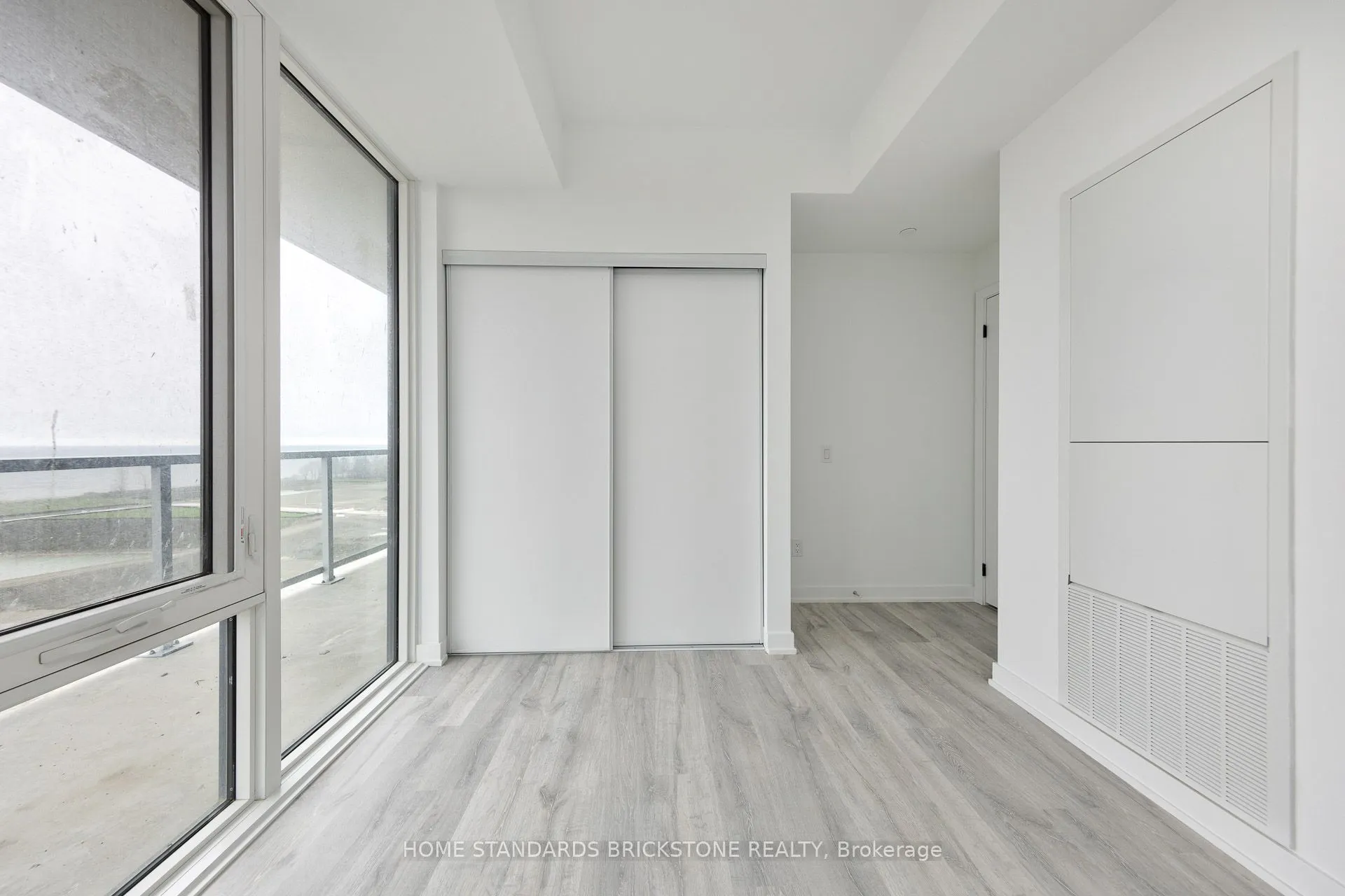 220 Missinnihe Way #1012