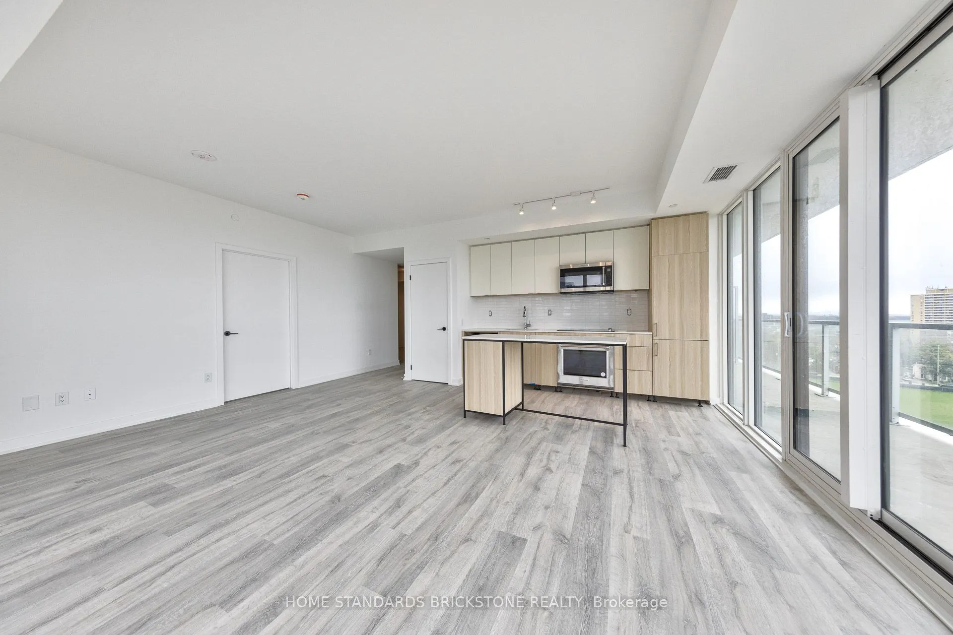 220 Missinnihe Way #1012
