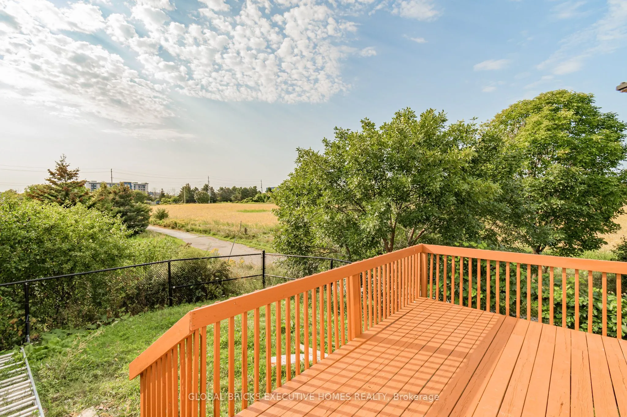 5100 Lampman Avenue