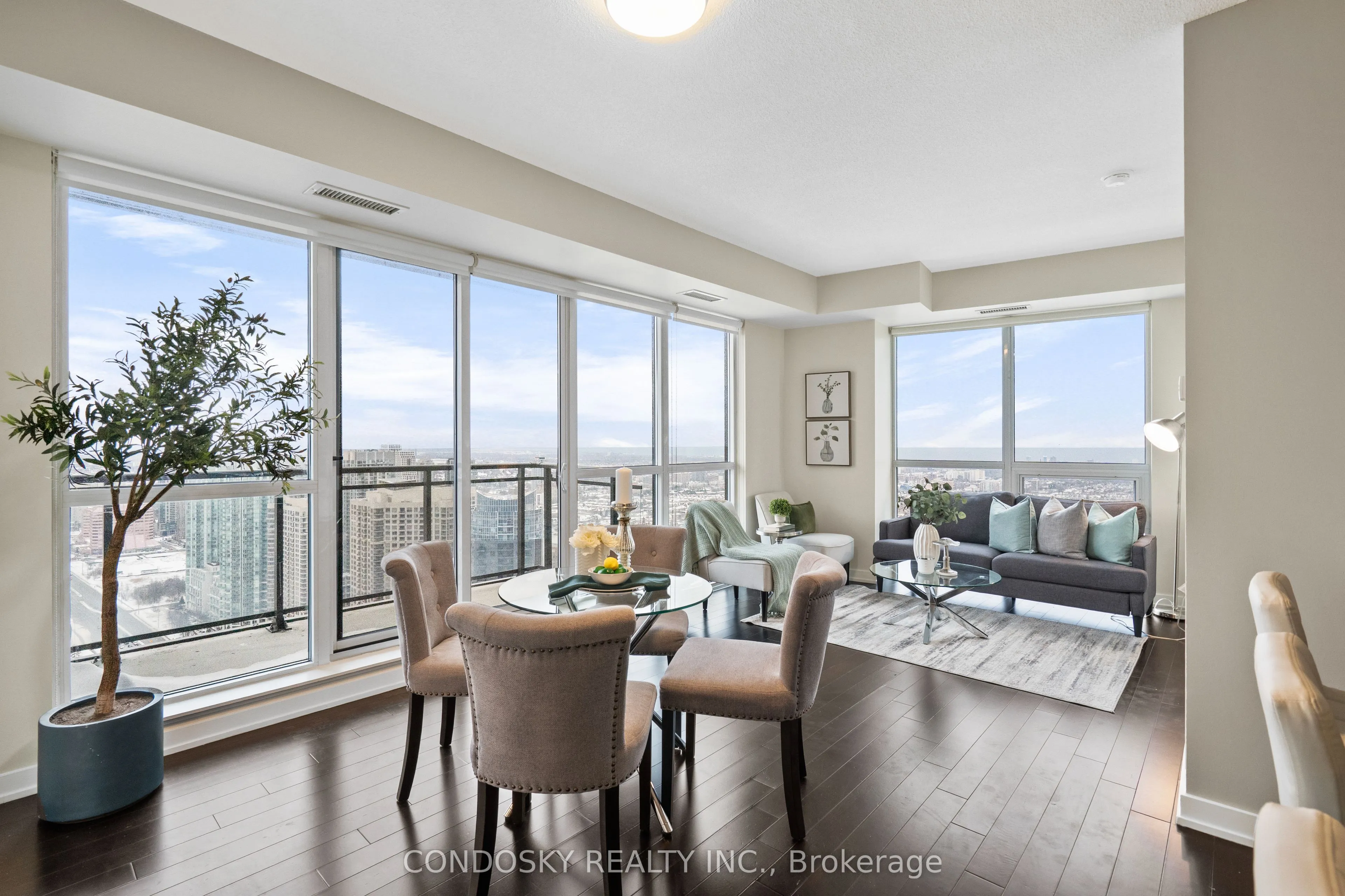 510 Curran Place #4109