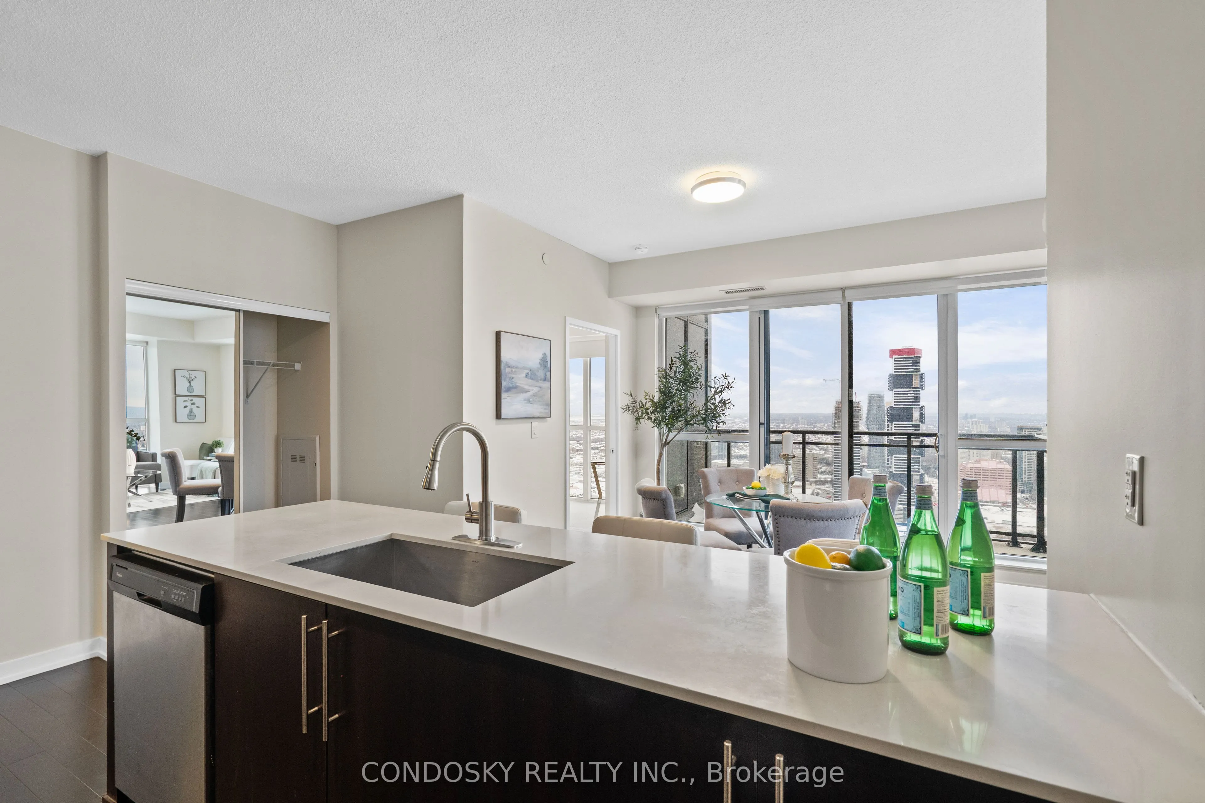 510 Curran Place #4109